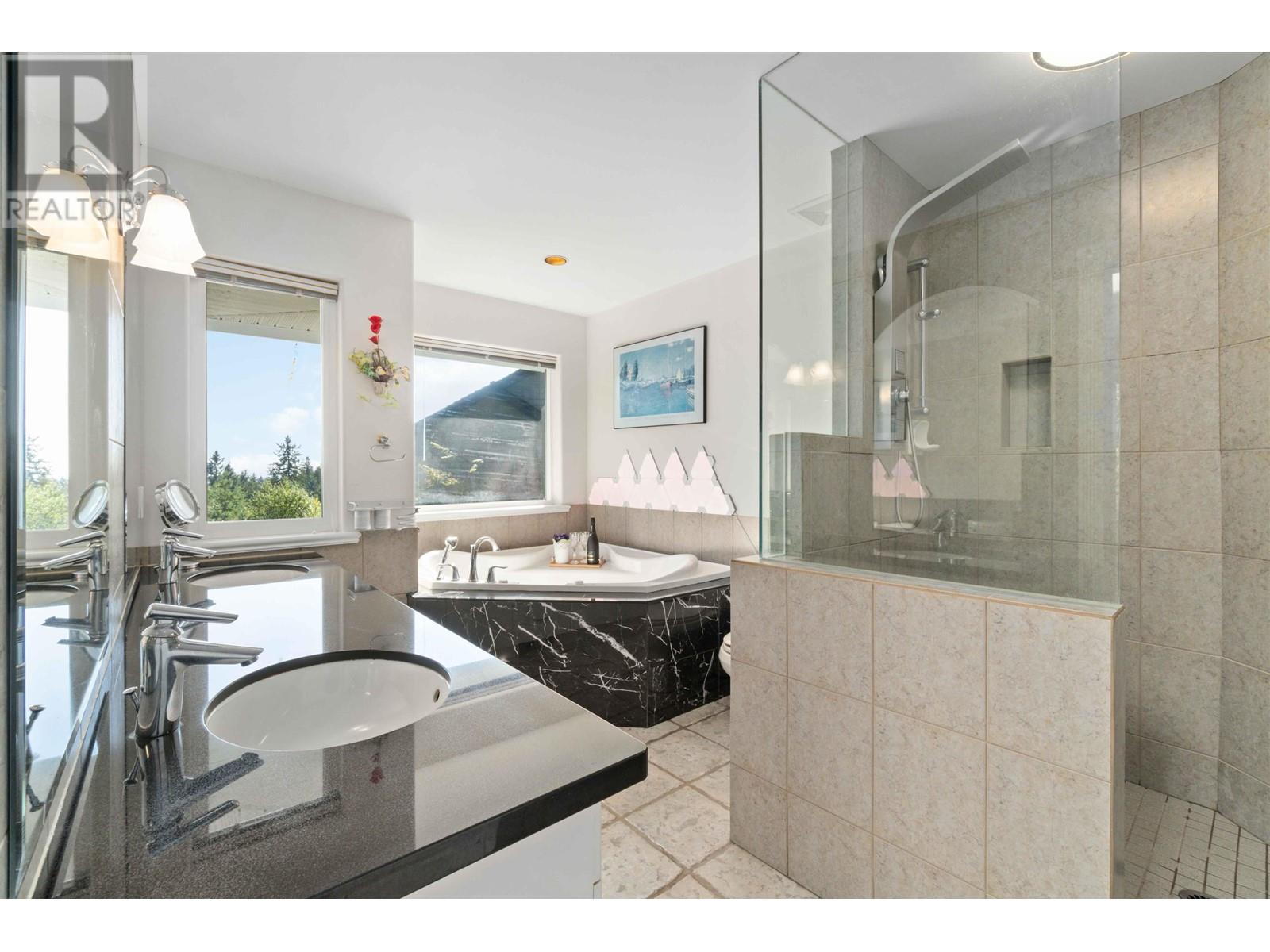 3866 Michener Way, North Vancouver, British Columbia  V7K 3C7 - Photo 29 - R2814184