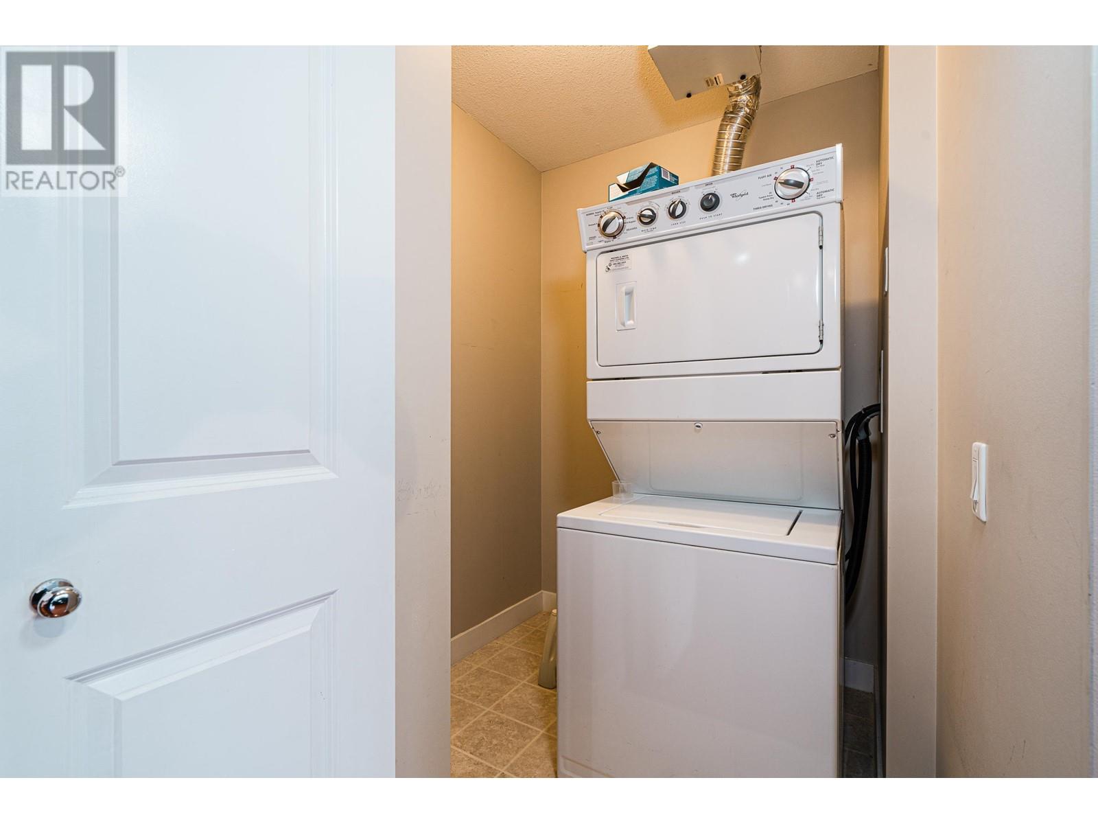 306 9222 University Crescent, Burnaby, British Columbia  V5A 0A6 - Photo 19 - R2825666