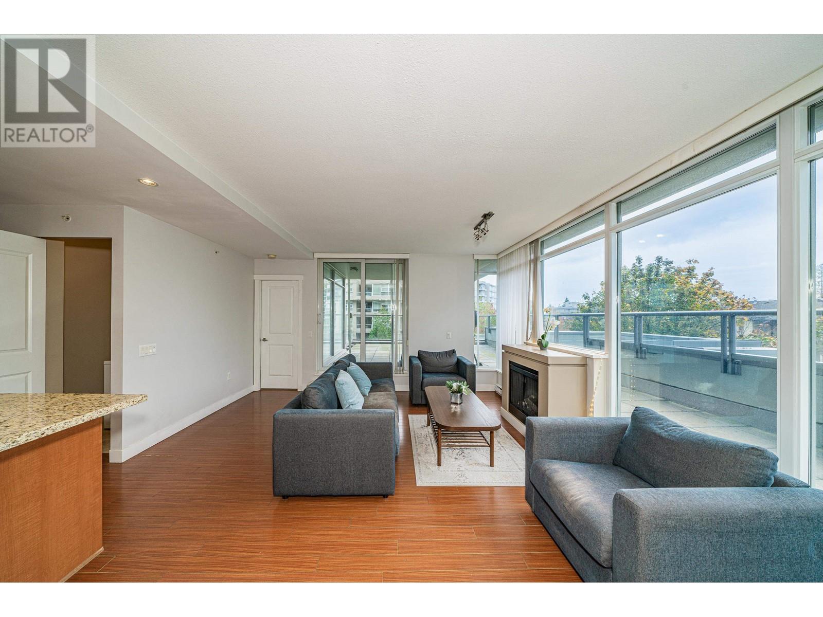 306 9222 University Crescent, Burnaby, British Columbia  V5A 0A6 - Photo 5 - R2825666