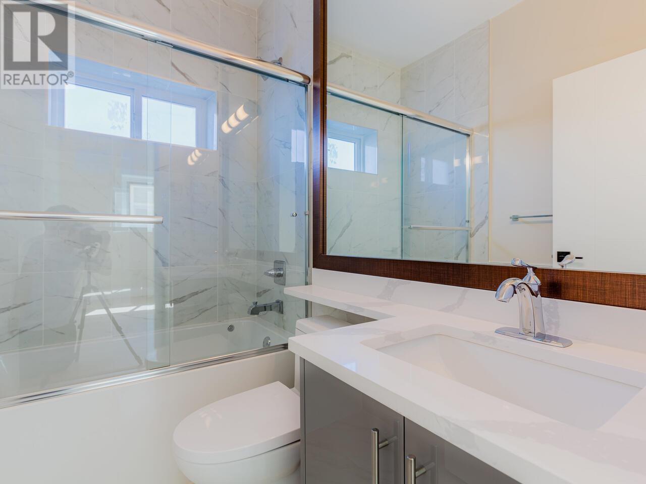 6447 Beatrice Street, Vancouver, British Columbia  V5P 3R5 - Photo 12 - R2825743