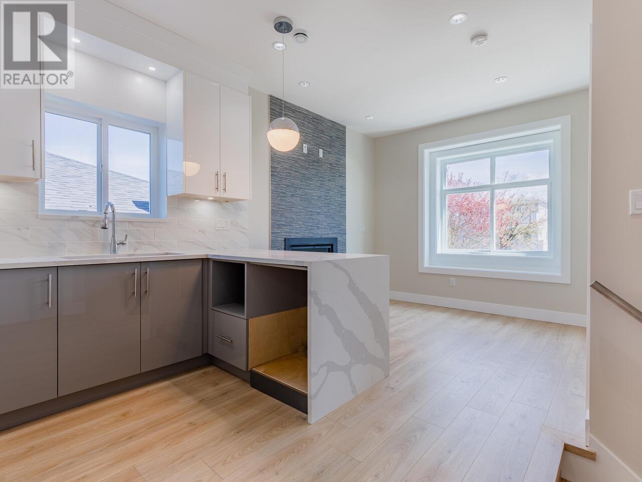 6447 Beatrice Street, Vancouver, British Columbia  V5P 3R5 - Photo 8 - R2825743