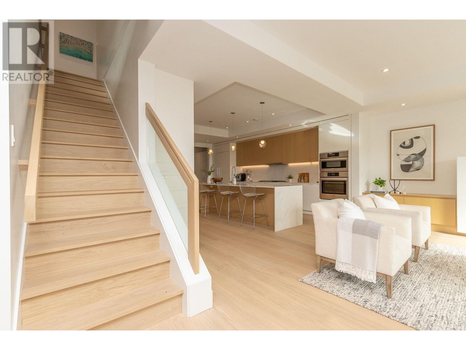 436 E 5th Street, North Vancouver, British Columbia  V7L 0E8 - Photo 19 - R2825615
