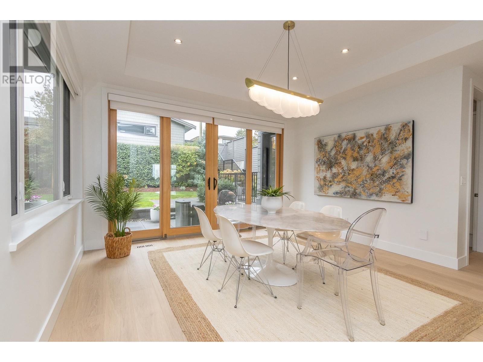 436 E 5th Street, North Vancouver, British Columbia  V7L 0E8 - Photo 7 - R2825615