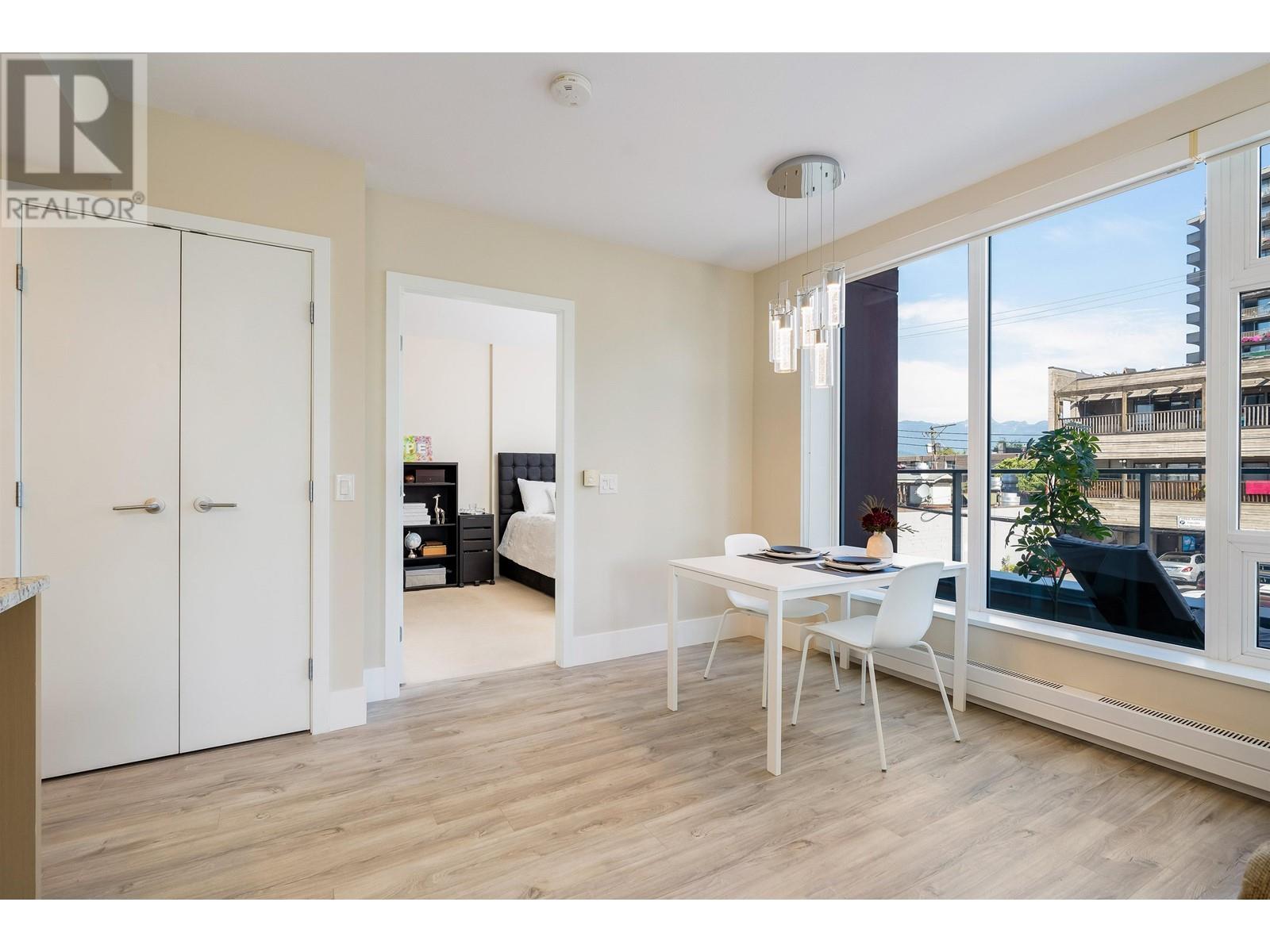 201 150 W 15th Street, North Vancouver, British Columbia  V7M 0C4 - Photo 10 - R2825021