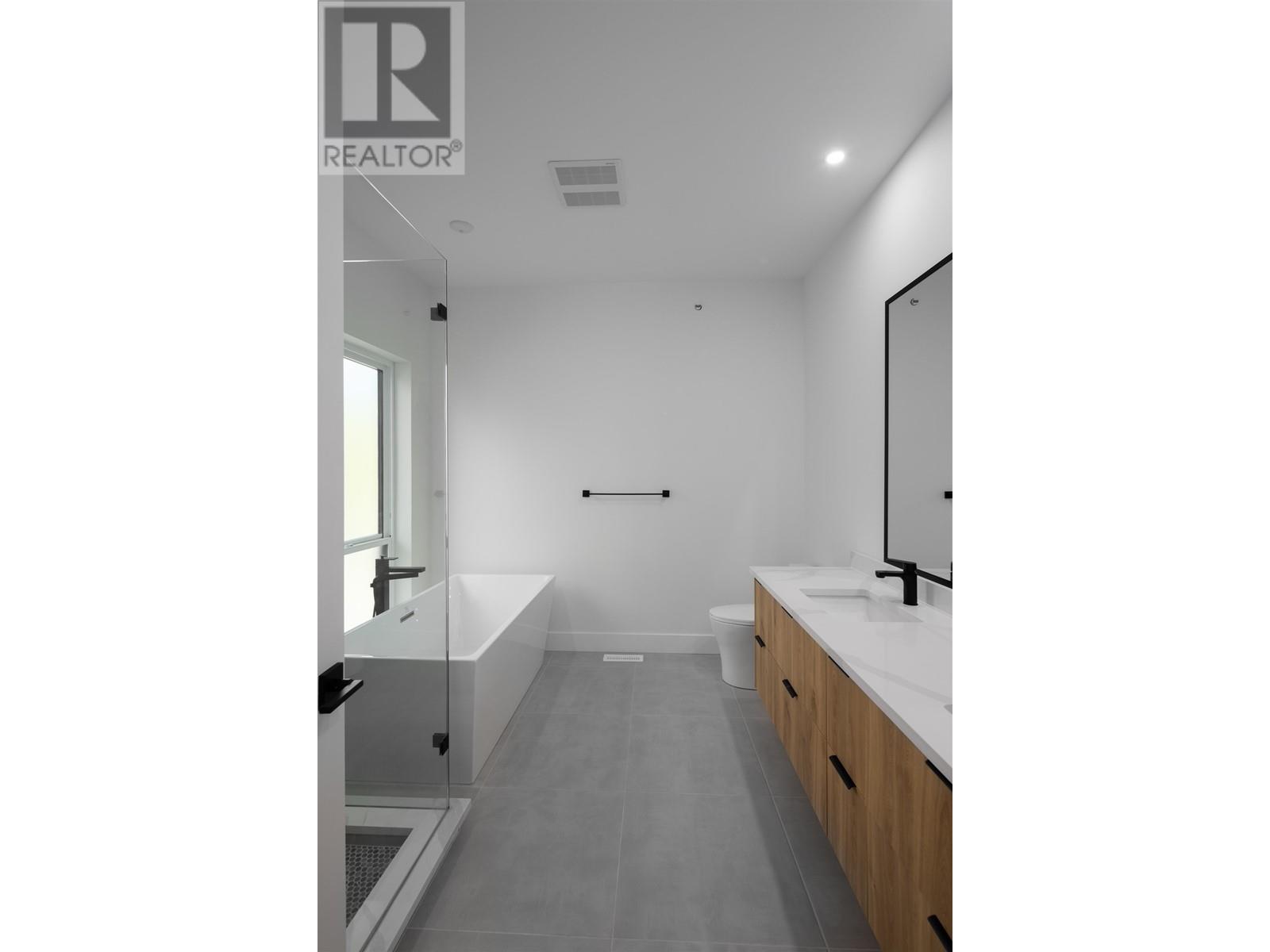 1030 Raven Drive, Squamish, British Columbia  V8B 1A7 - Photo 22 - R2825711