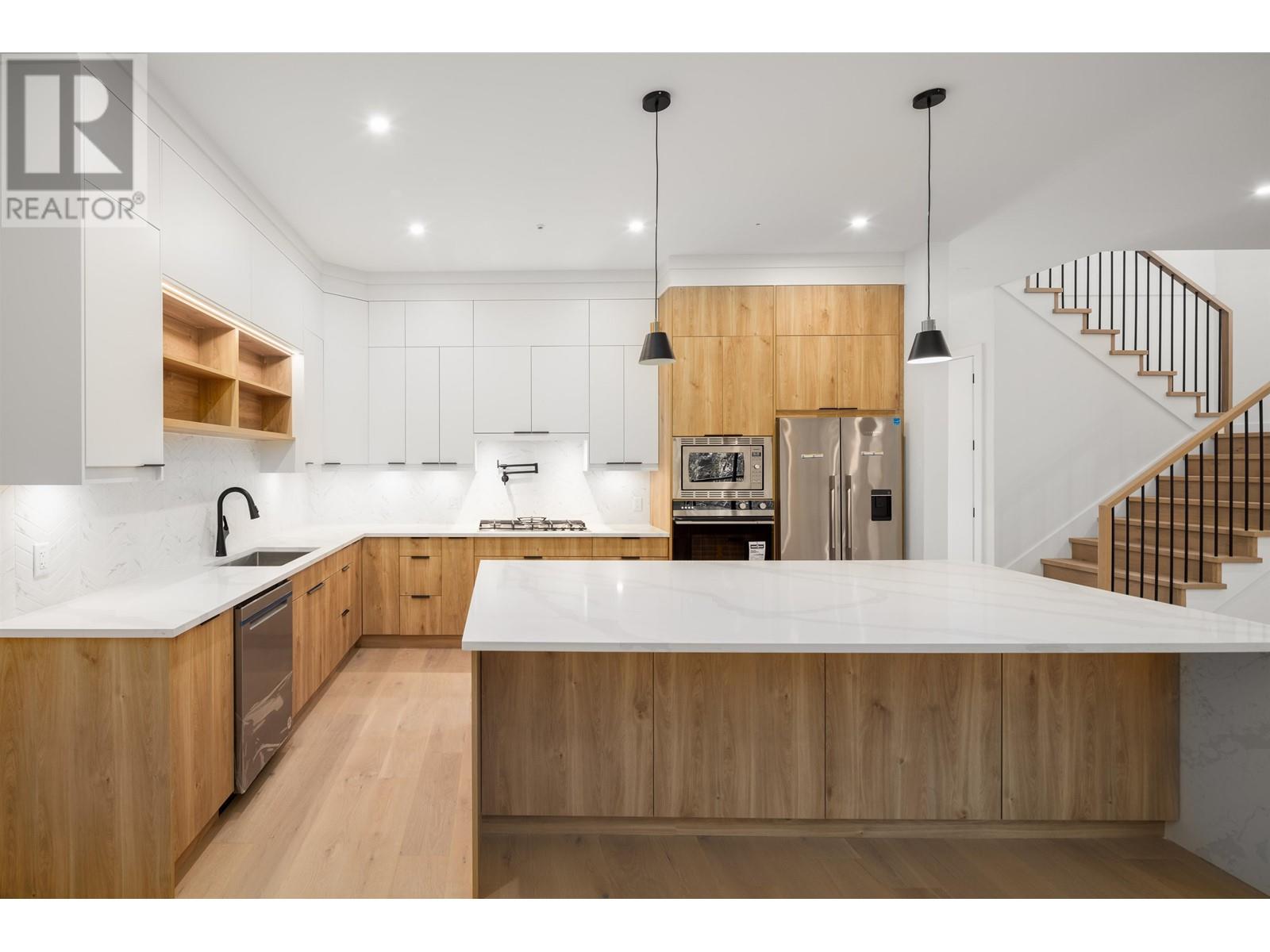 1030 Raven Drive, Squamish, British Columbia  V8B 1A7 - Photo 8 - R2825711