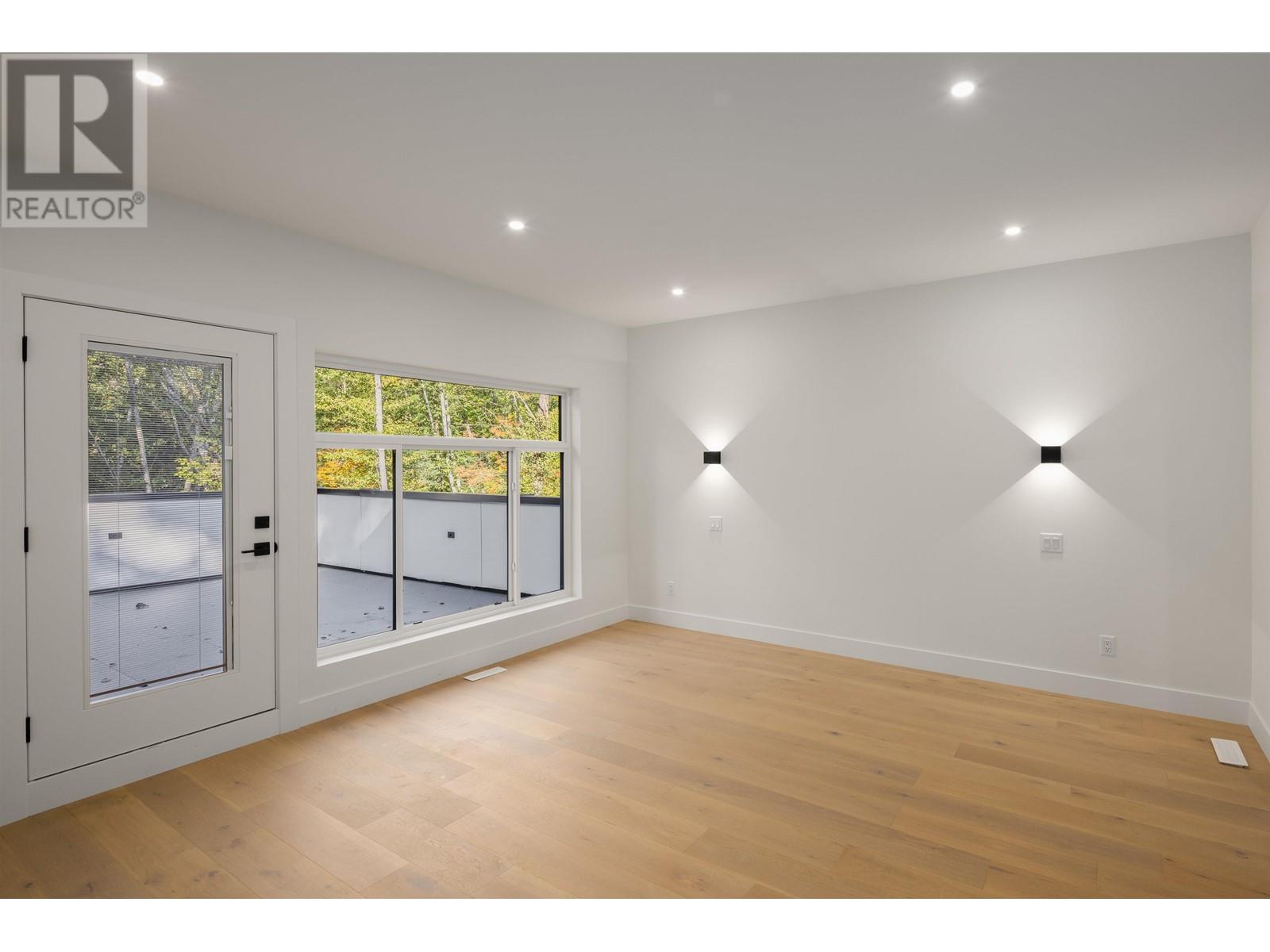 1030 Raven Drive, Squamish, British Columbia  V8B 1A7 - Photo 5 - R2825711