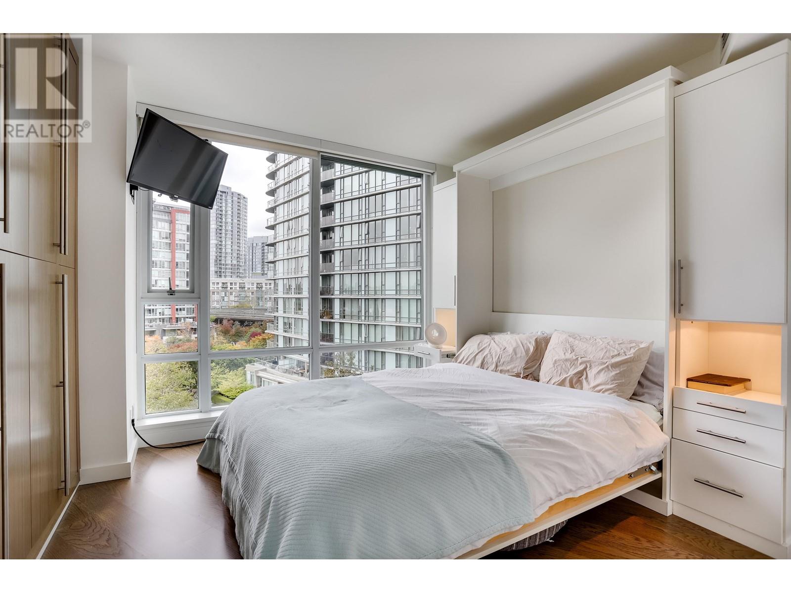 803 8 Smithe Mews, Vancouver, British Columbia  V6B 0A5 - Photo 16 - R2824624