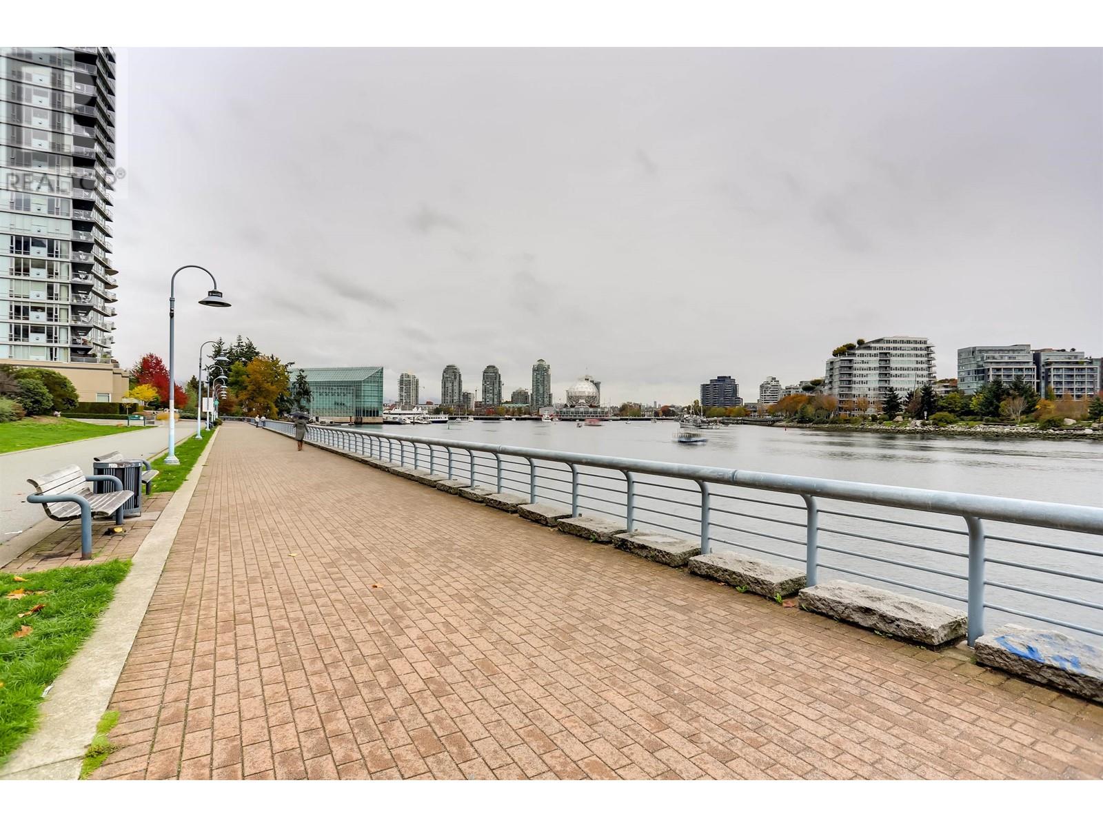 803 8 Smithe Mews, Vancouver, British Columbia  V6B 0A5 - Photo 22 - R2824624