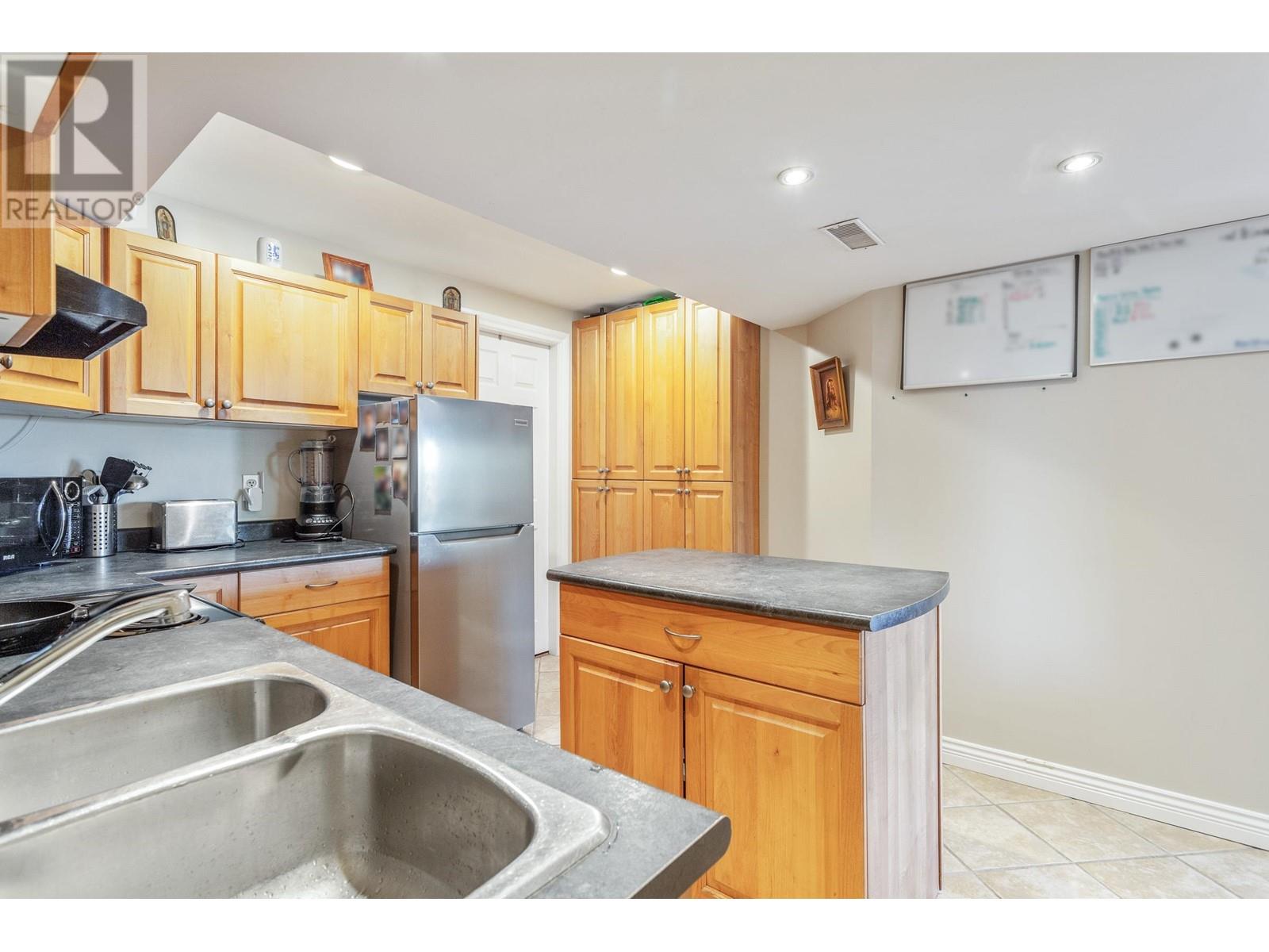 554 Richmond Street, New Westminster, British Columbia  V3L 4C7 - Photo 28 - R2819381