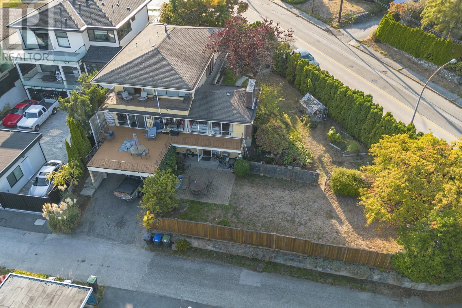554 Richmond Street, New Westminster, British Columbia  V3L 4C7 - Photo 4 - R2819381