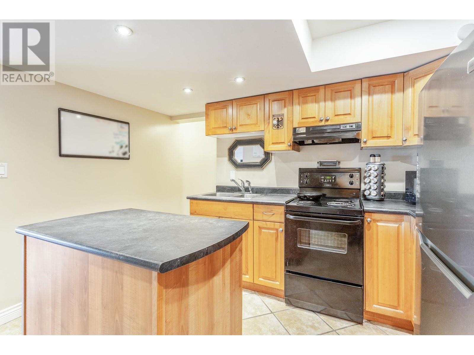 554 Richmond Street, New Westminster, British Columbia  V3L 4C7 - Photo 27 - R2819381