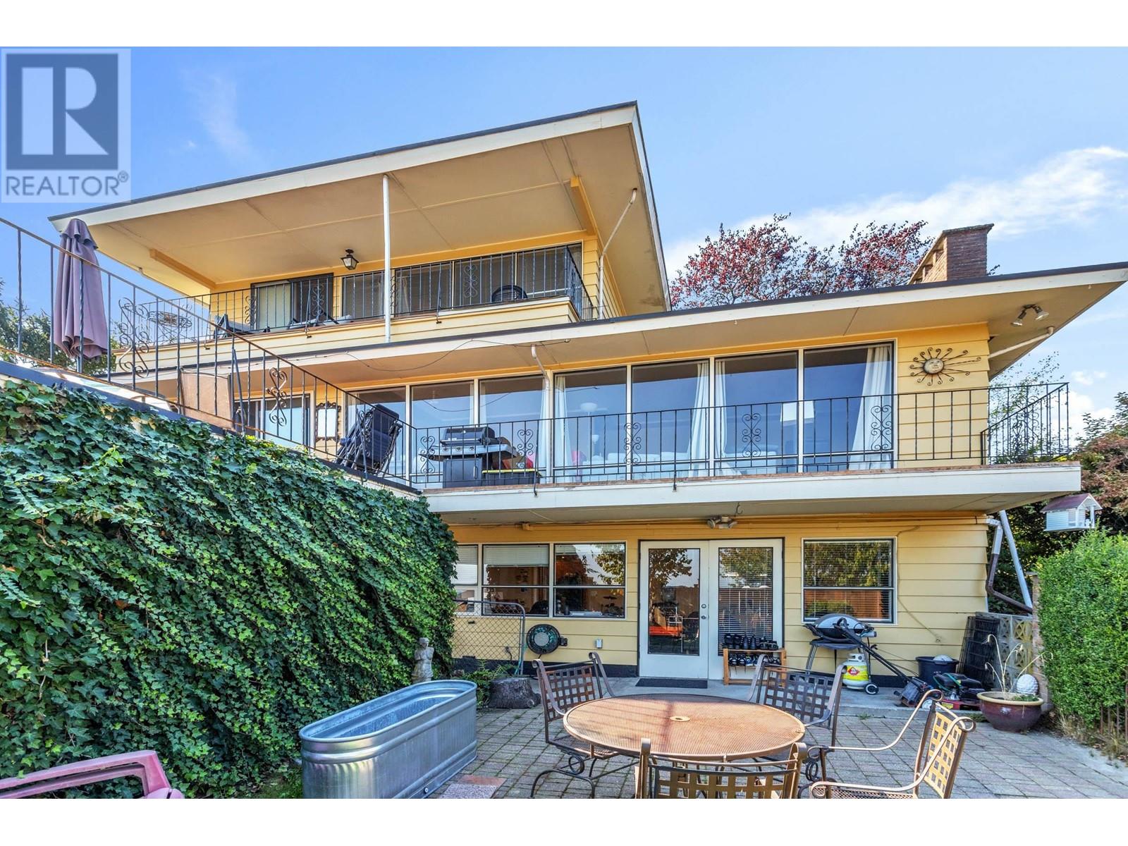 554 Richmond Street, New Westminster, British Columbia  V3L 4C7 - Photo 1 - R2819381