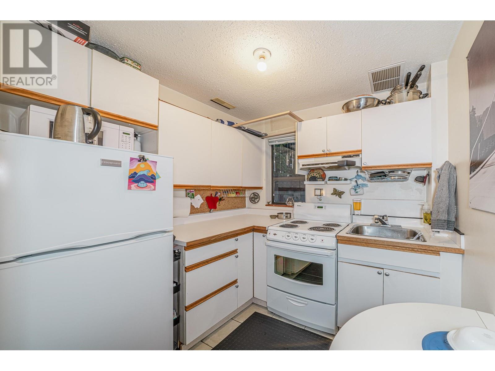 1779 Peters Road, North Vancouver, British Columbia  V7J 1Y7 - Photo 35 - R2825092