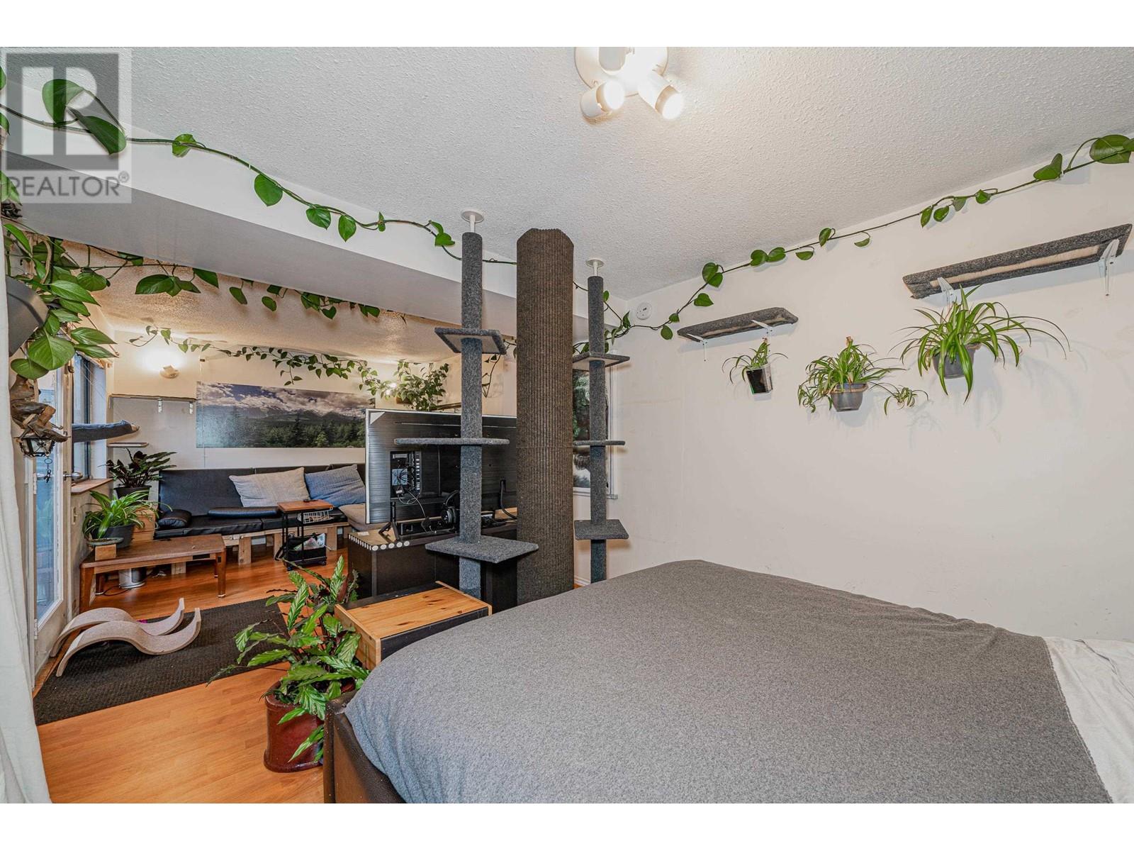 1779 Peters Road, North Vancouver, British Columbia  V7J 1Y7 - Photo 31 - R2825092