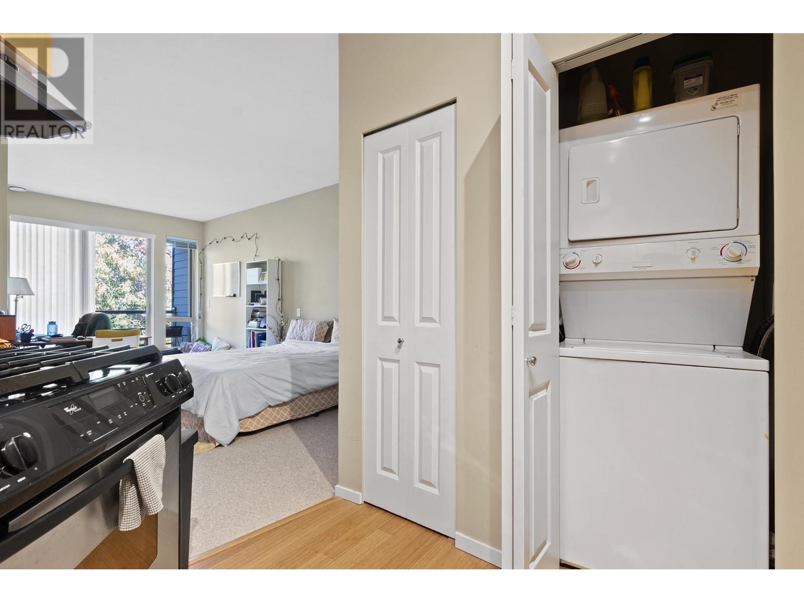 520 9339 University Crescent, Burnaby, British Columbia  V5A 4Y1 - Photo 13 - R2825803