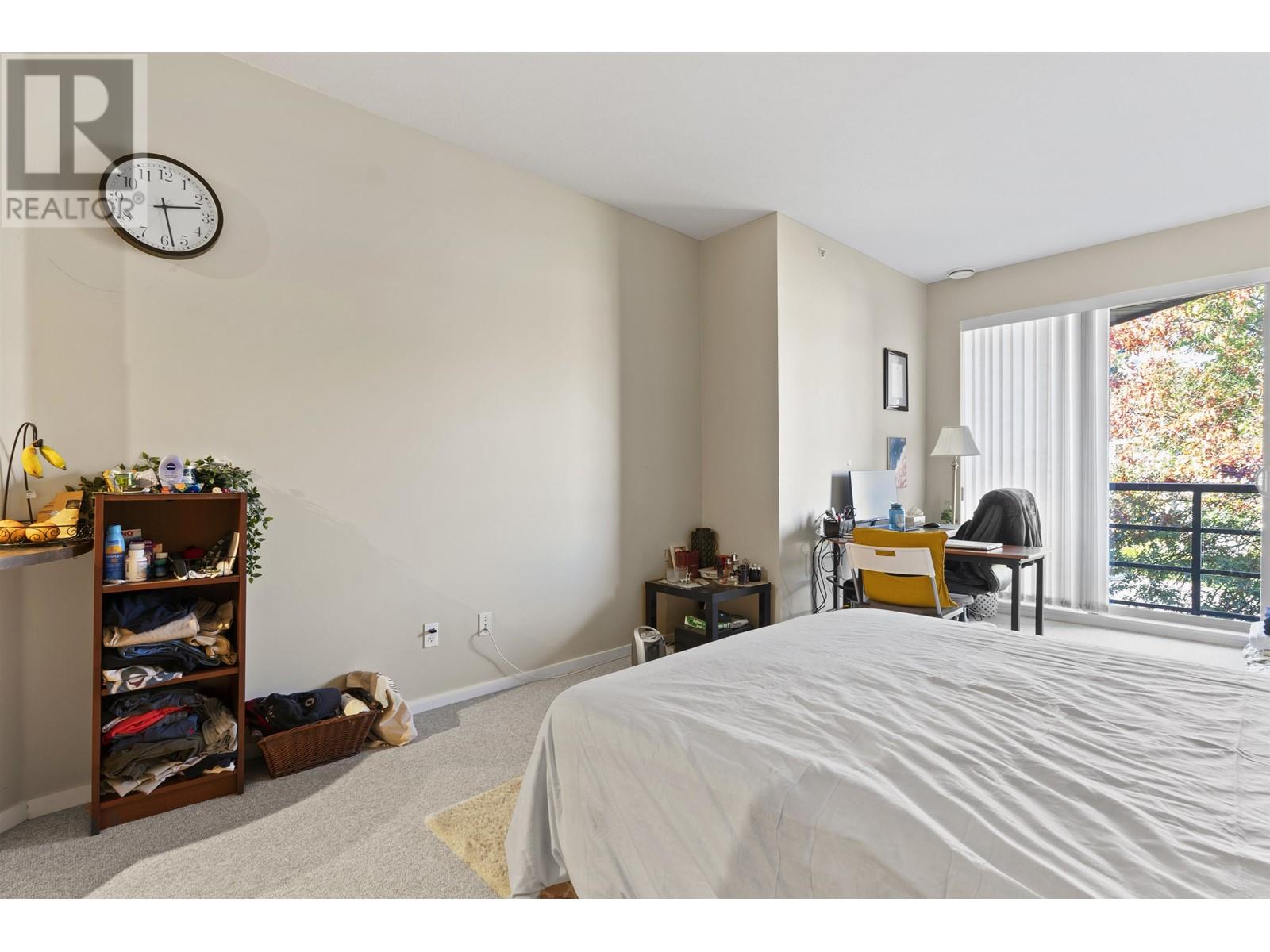 520 9339 University Crescent, Burnaby, British Columbia  V5A 4Y1 - Photo 4 - R2825803