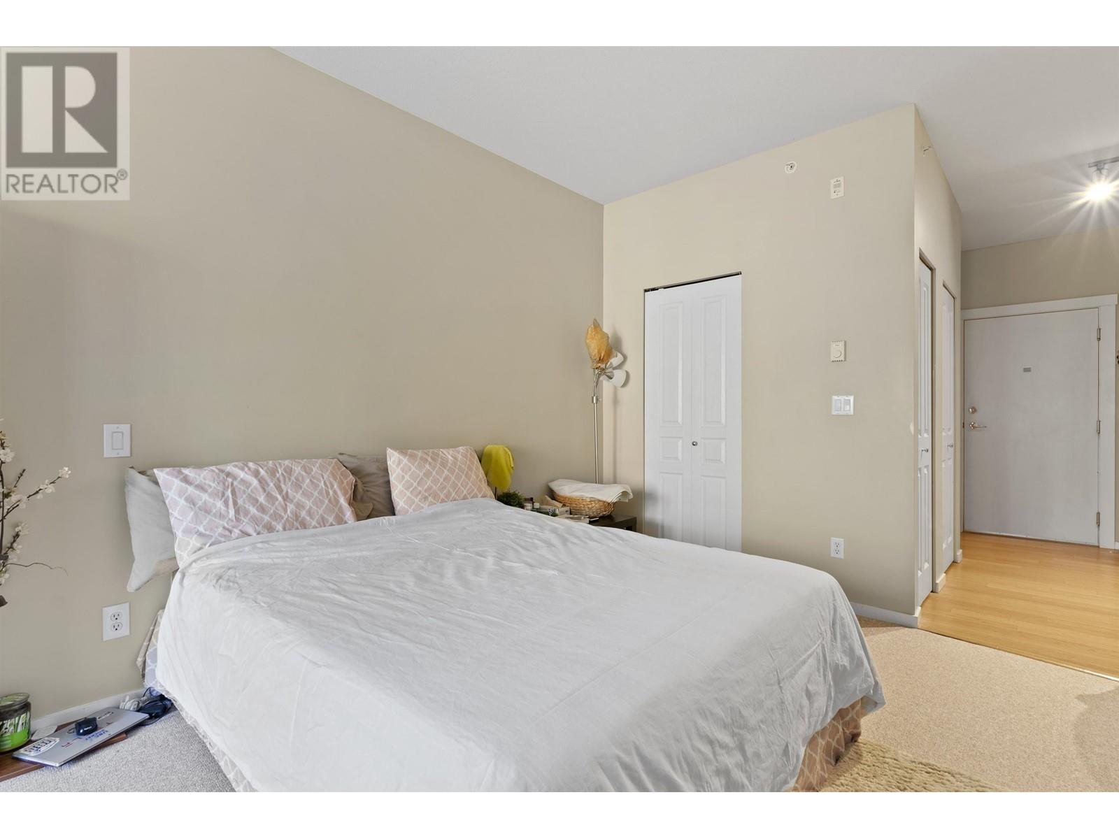 520 9339 University Crescent, Burnaby, British Columbia  V5A 4Y1 - Photo 5 - R2825803