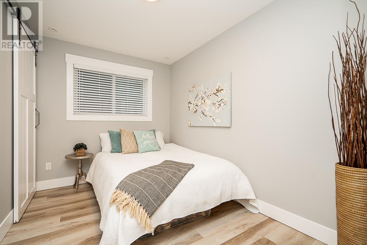 20882 Alpine Crescent, Maple Ridge, British Columbia  V4R 2M3 - Photo 30 - R2822484