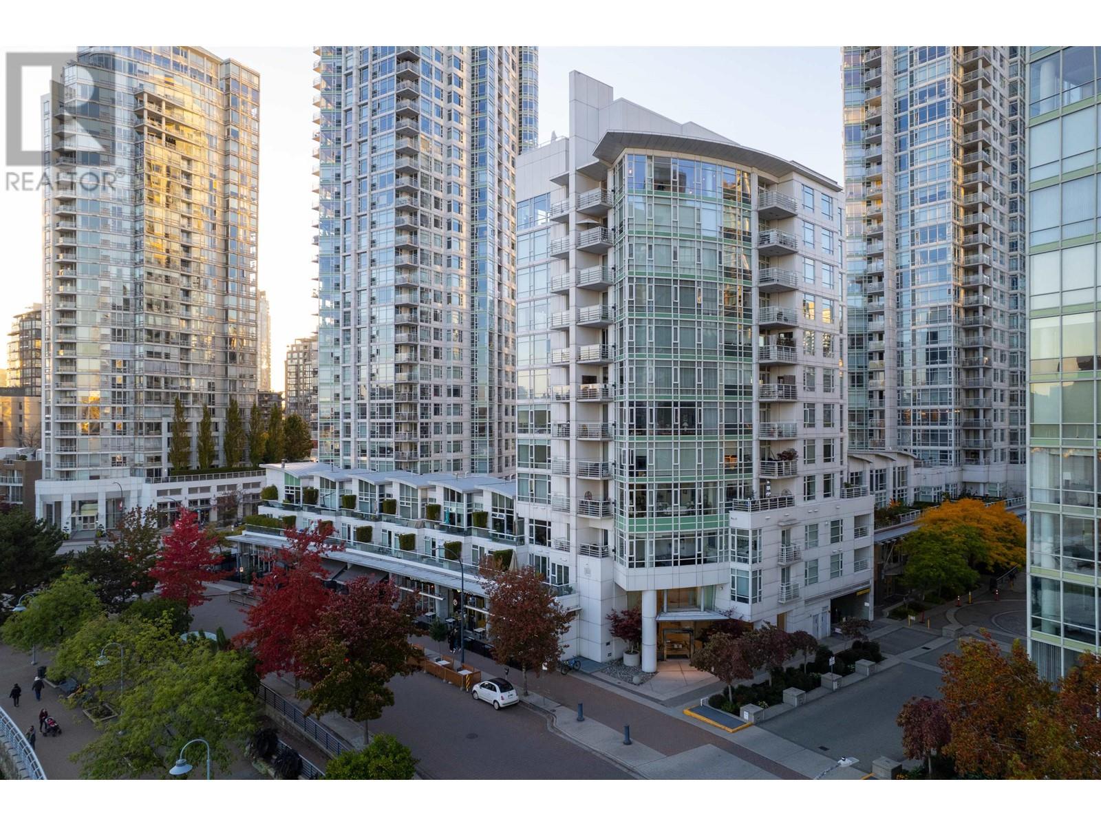 1501 1111 Marinaside Crescent, Vancouver, British Columbia  V6Z 2Y3 - Photo 10 - R2825771
