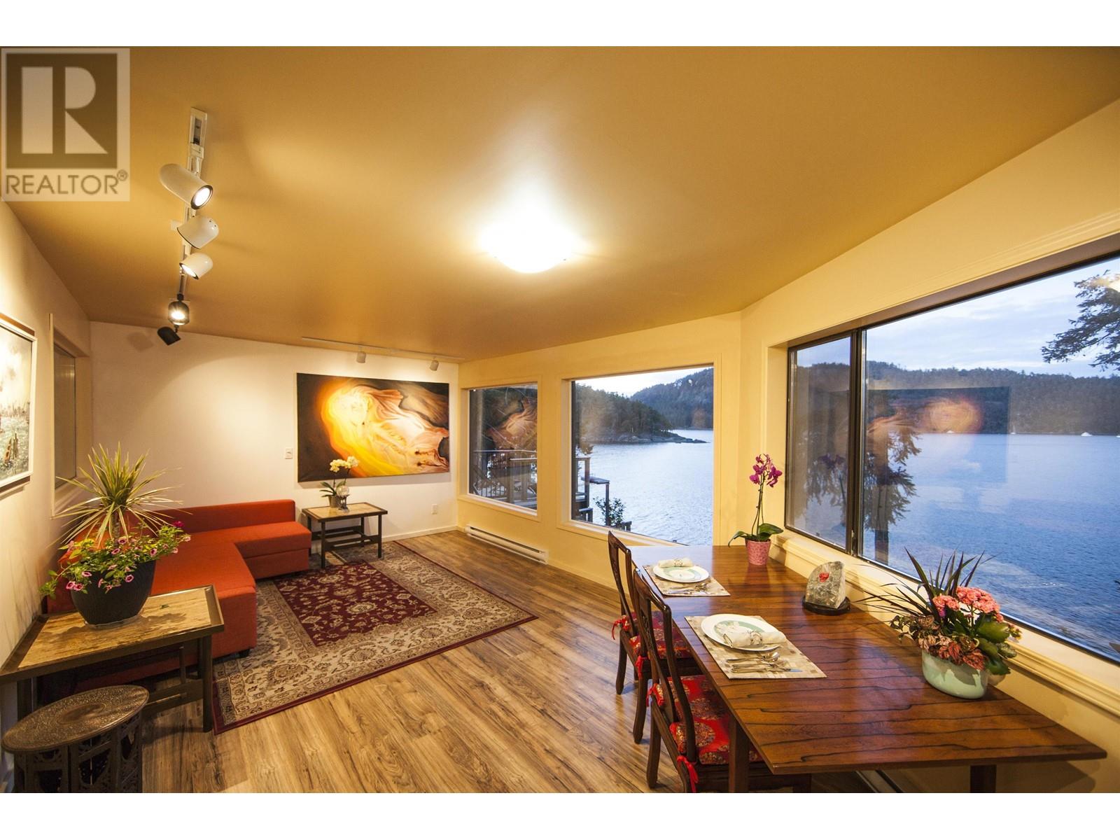 7911 Bedwell Drive, Pender Island, British Columbia  V0N 2M2 - Photo 4 - R2825788