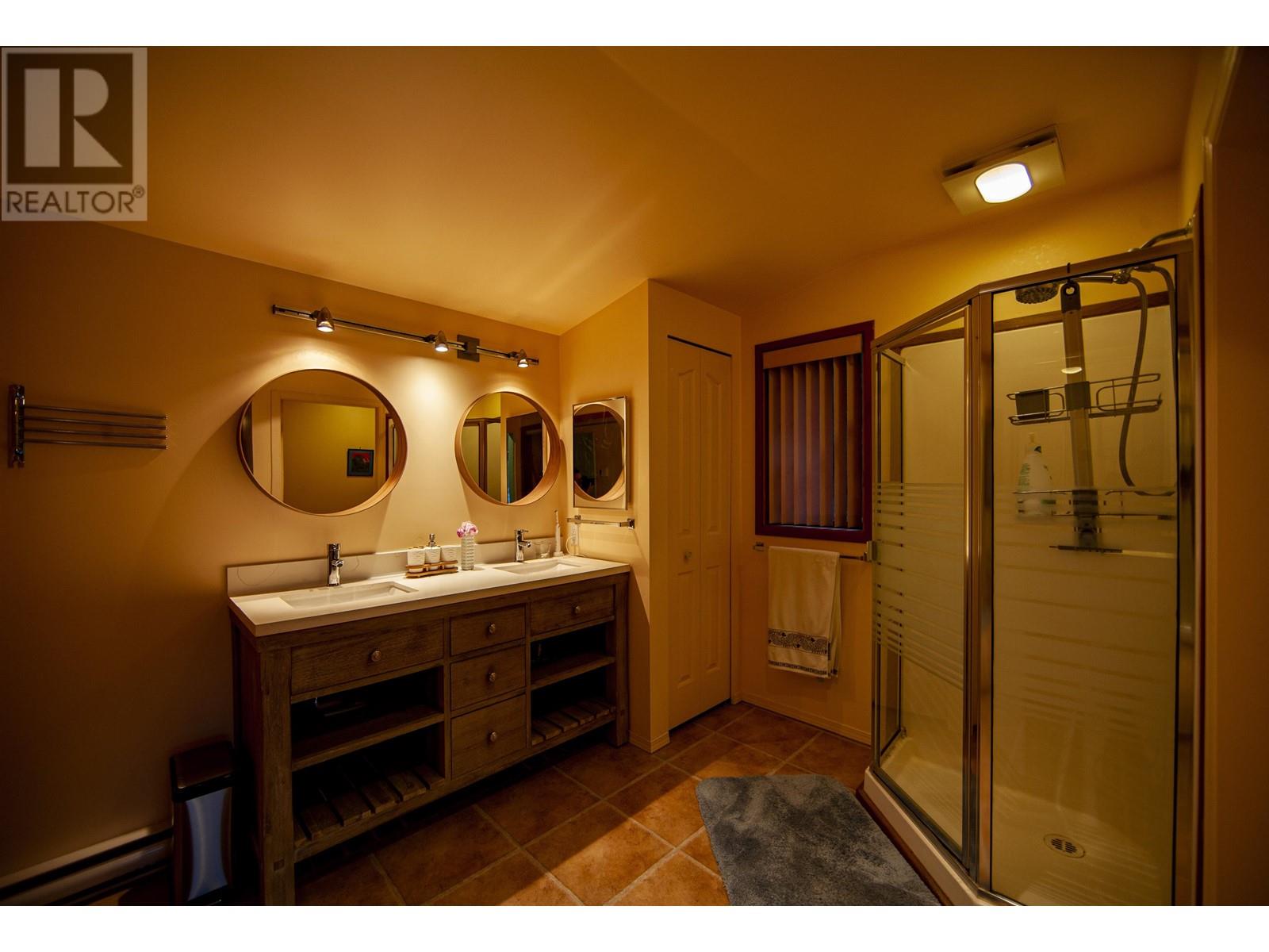 7911 Bedwell Drive, Pender Island, British Columbia  V0N 2M2 - Photo 12 - R2825788