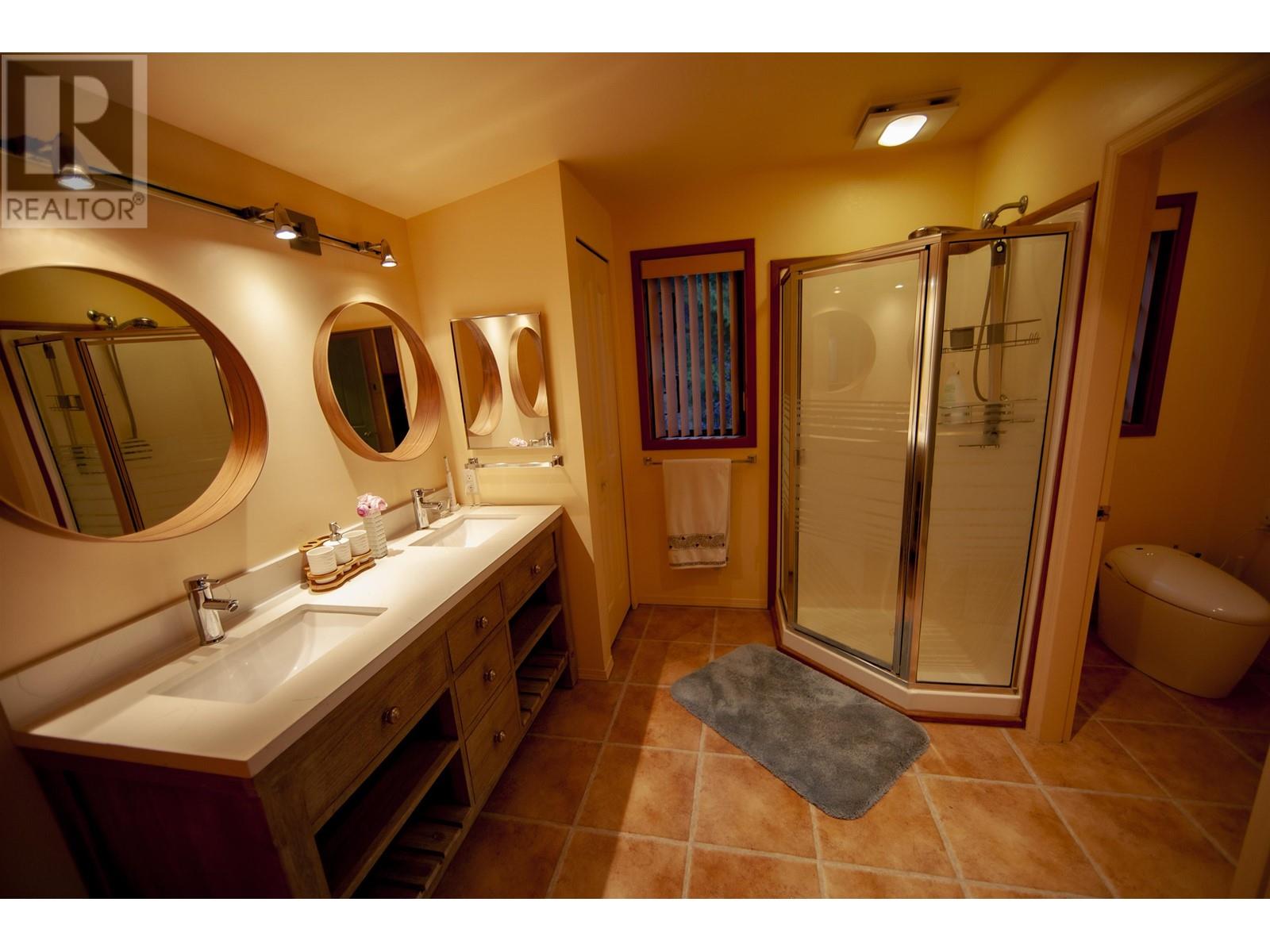 7911 Bedwell Drive, Pender Island, British Columbia  V0N 2M2 - Photo 13 - R2825788