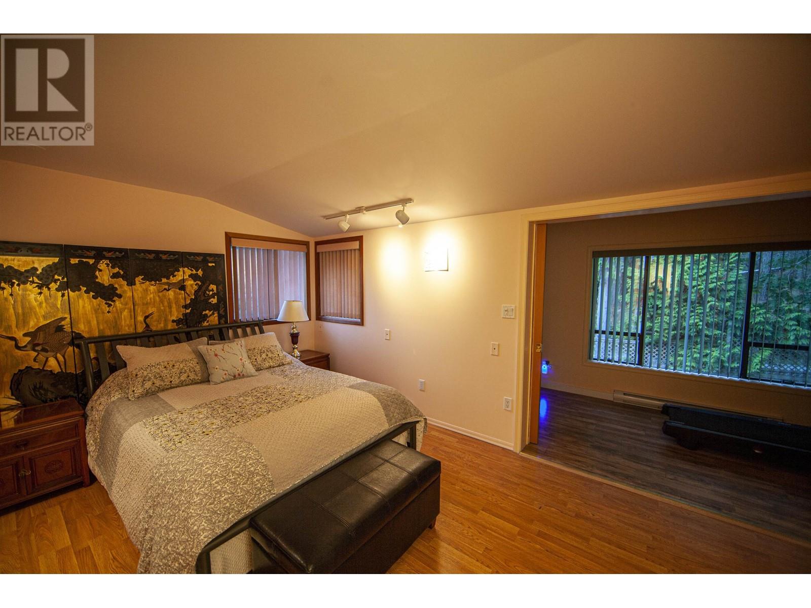 7911 Bedwell Drive, Pender Island, British Columbia  V0N 2M2 - Photo 11 - R2825788