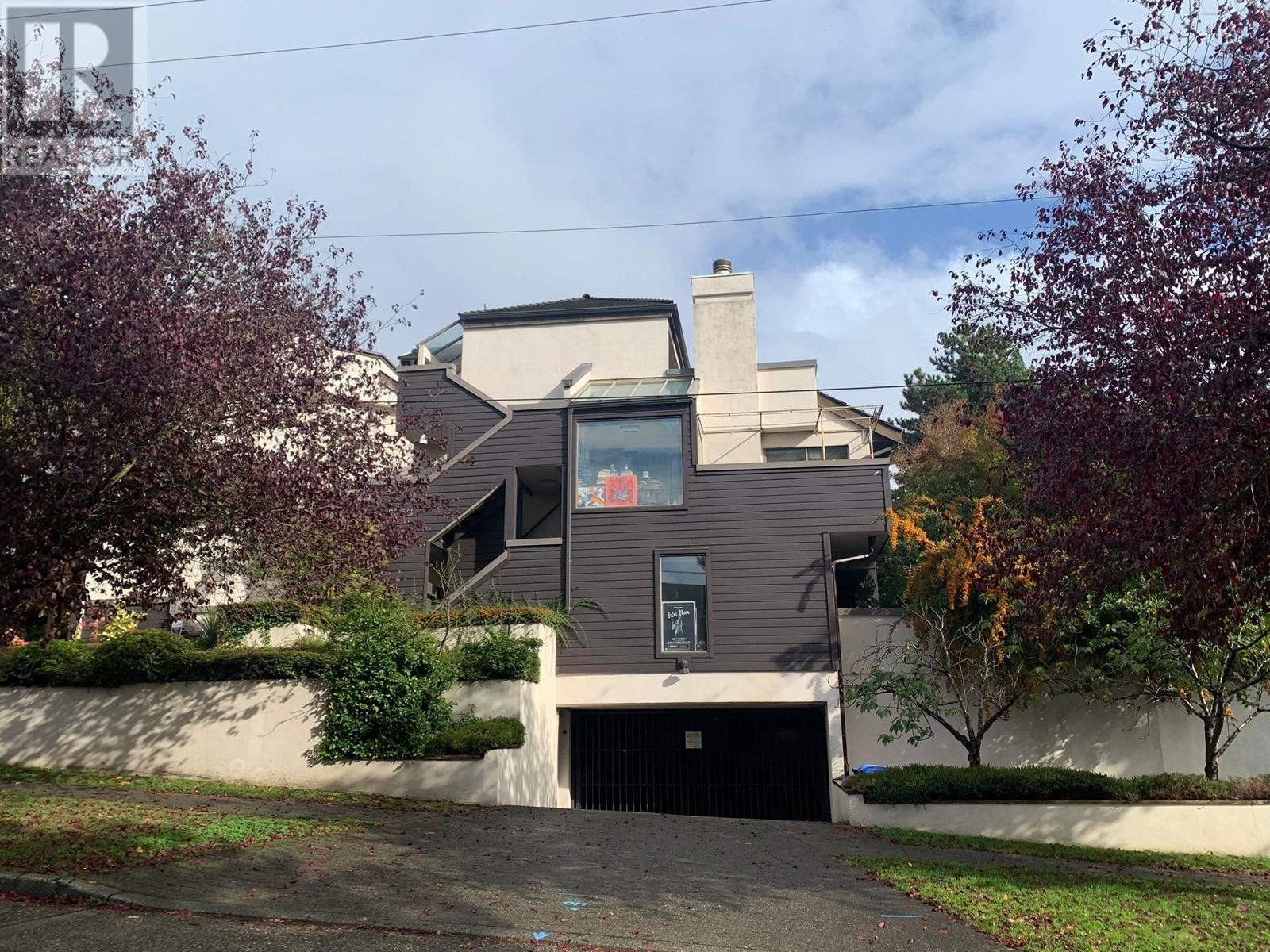 4 5730 Carnarvon Street, Vancouver, British Columbia  V6N 4E7 - Photo 2 - R2825251