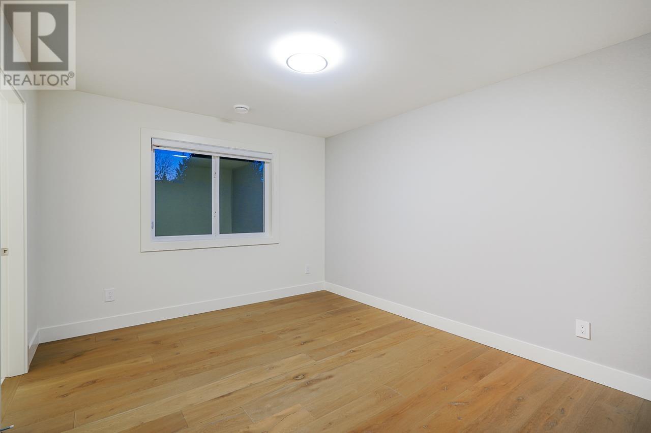 757 Foster Avenue, Coquitlam, British Columbia  V3J 2L8 - Photo 26 - R2825622