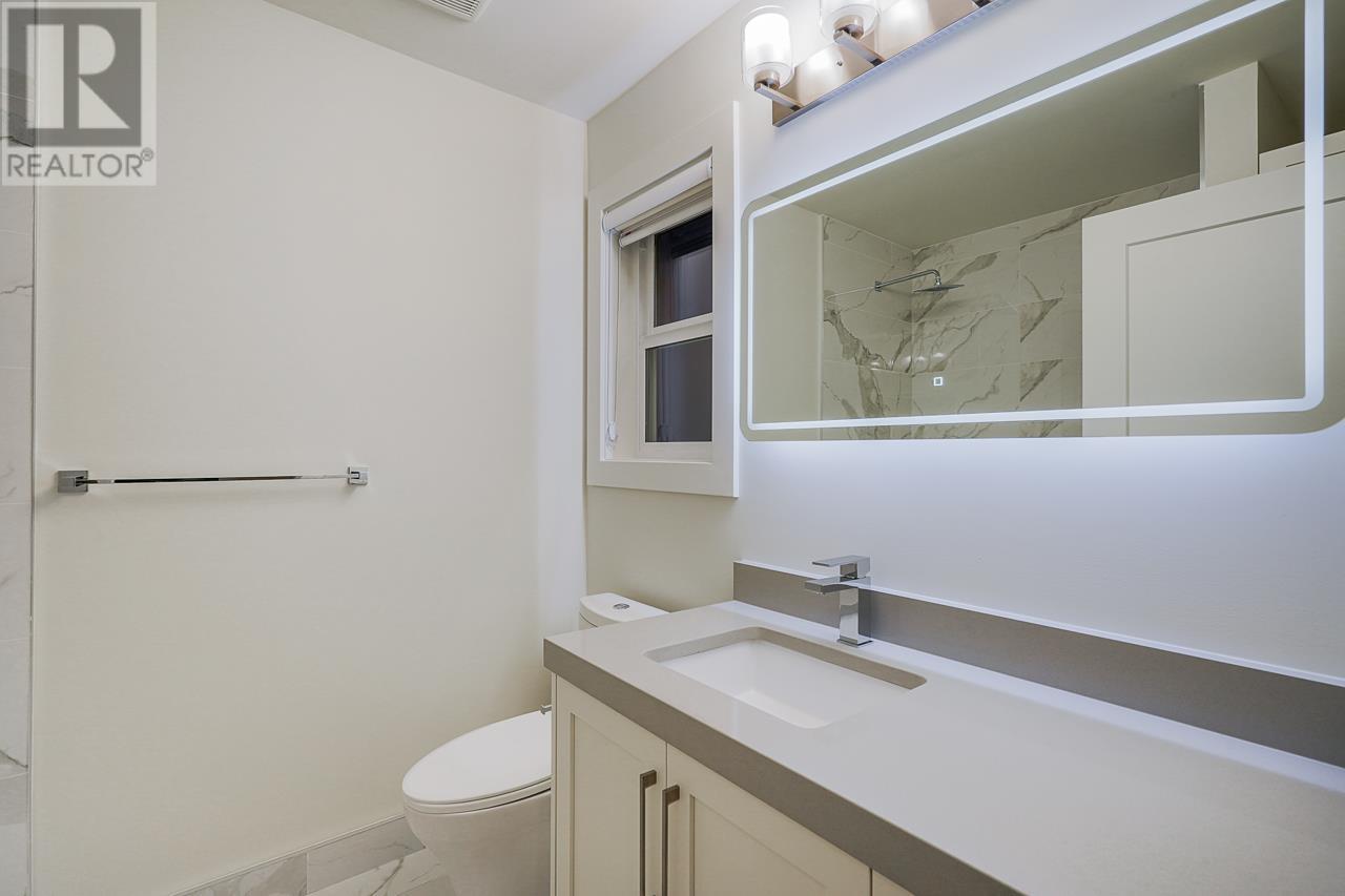 757 Foster Avenue, Coquitlam, British Columbia  V3J 2L8 - Photo 34 - R2825622