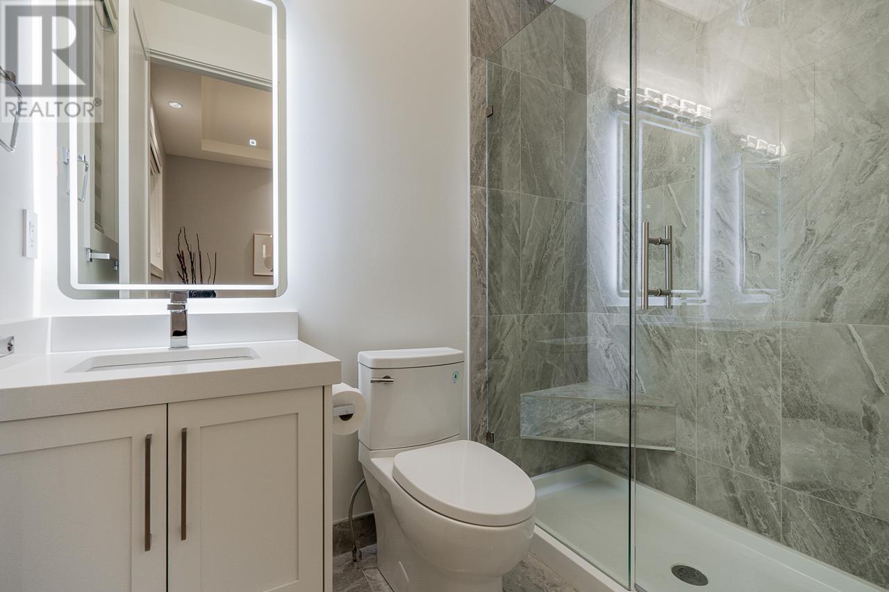757 Foster Avenue, Coquitlam, British Columbia  V3J 2L8 - Photo 19 - R2825622