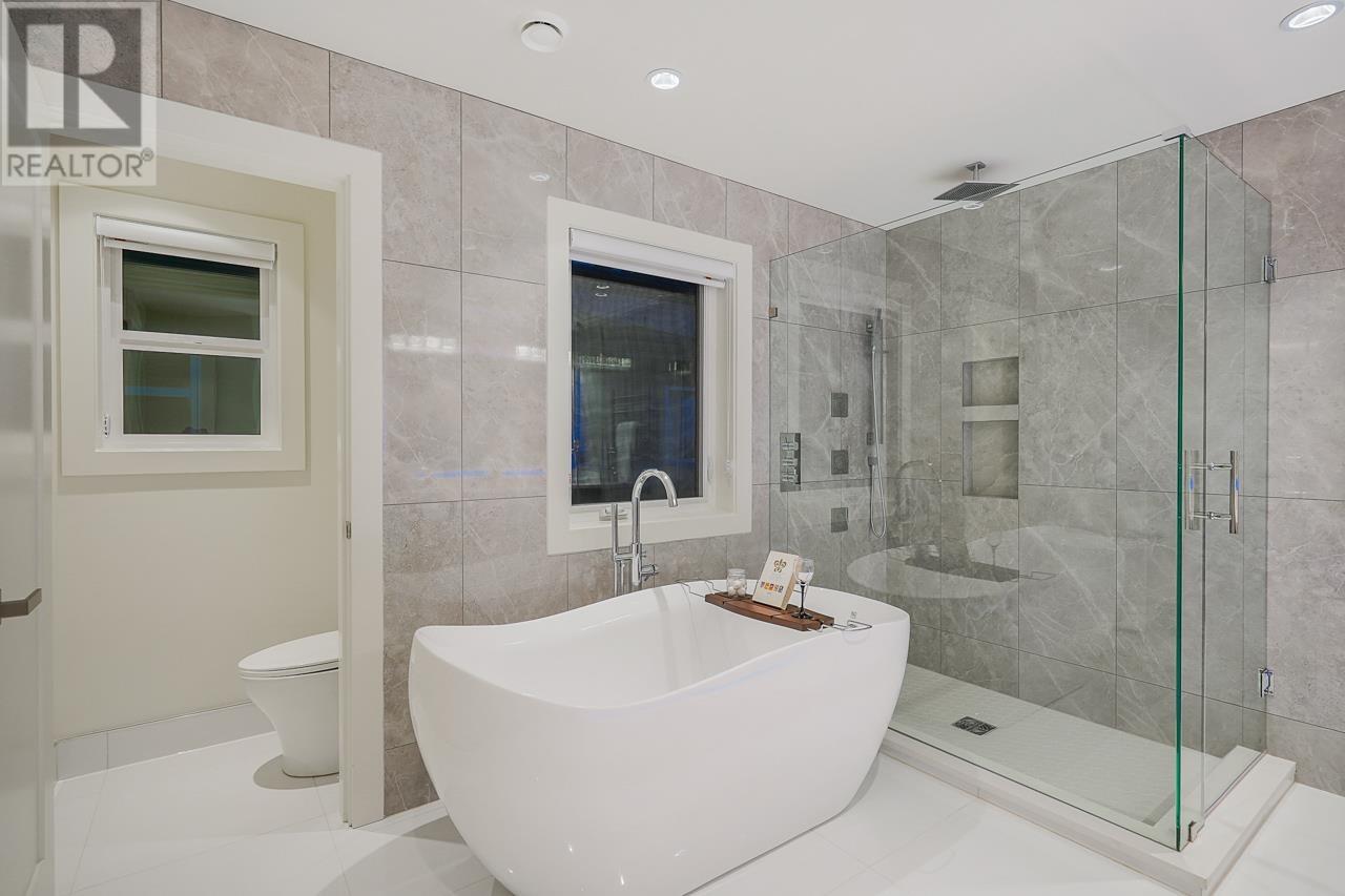 757 Foster Avenue, Coquitlam, British Columbia  V3J 2L8 - Photo 25 - R2825622