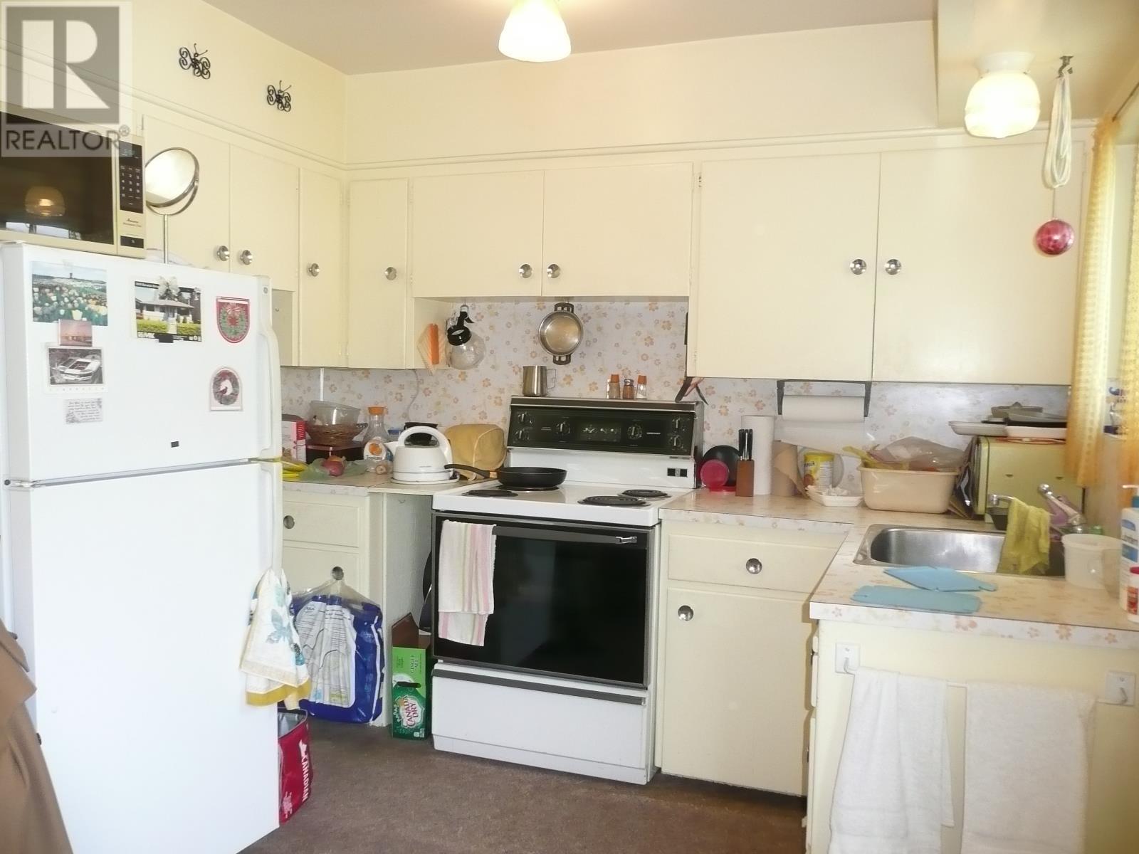 5929 Berwick Street, Burnaby, British Columbia  V5H 1V9 - Photo 7 - R2825350