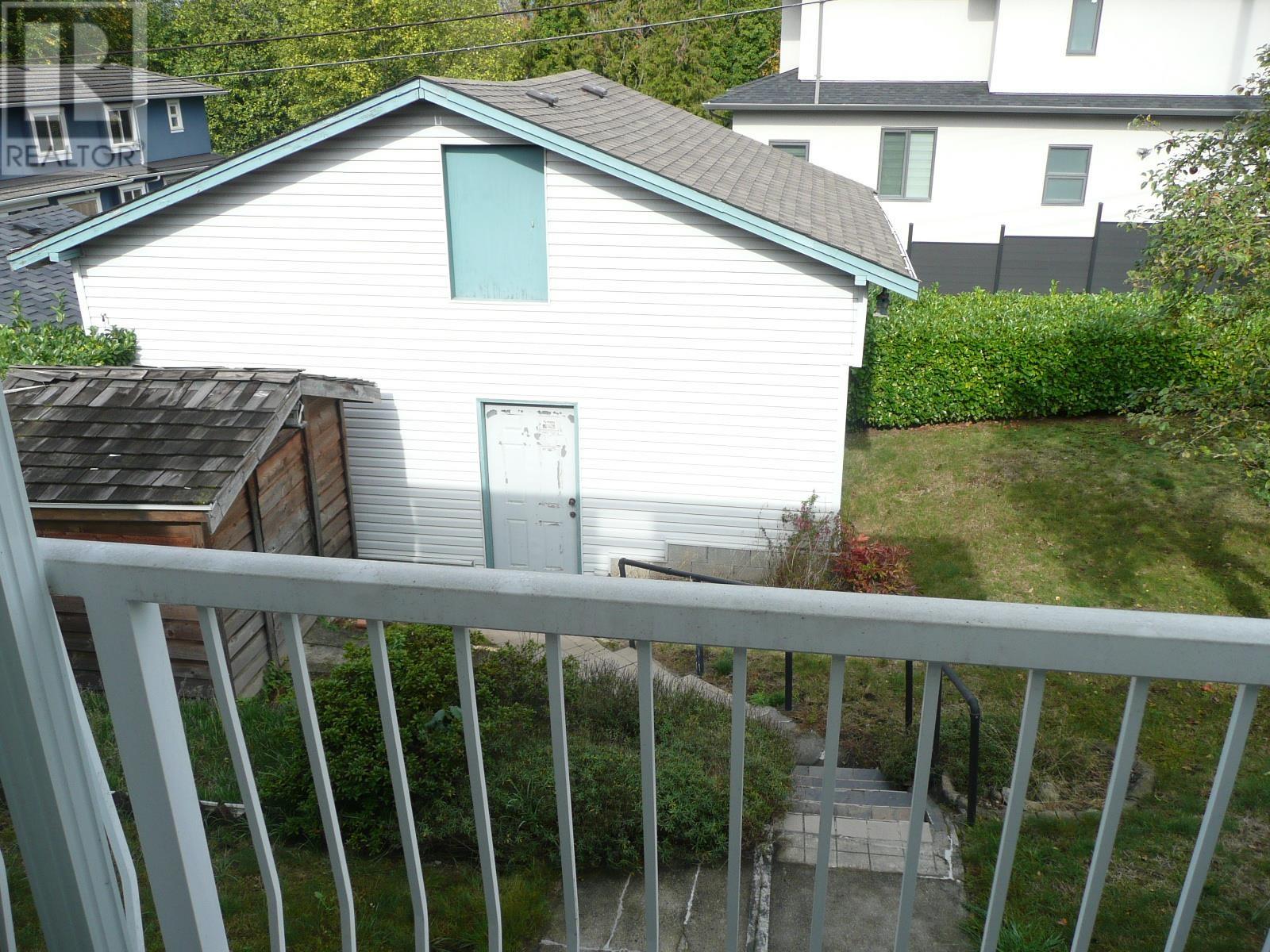 5929 Berwick Street, Burnaby, British Columbia  V5H 1V9 - Photo 21 - R2825350
