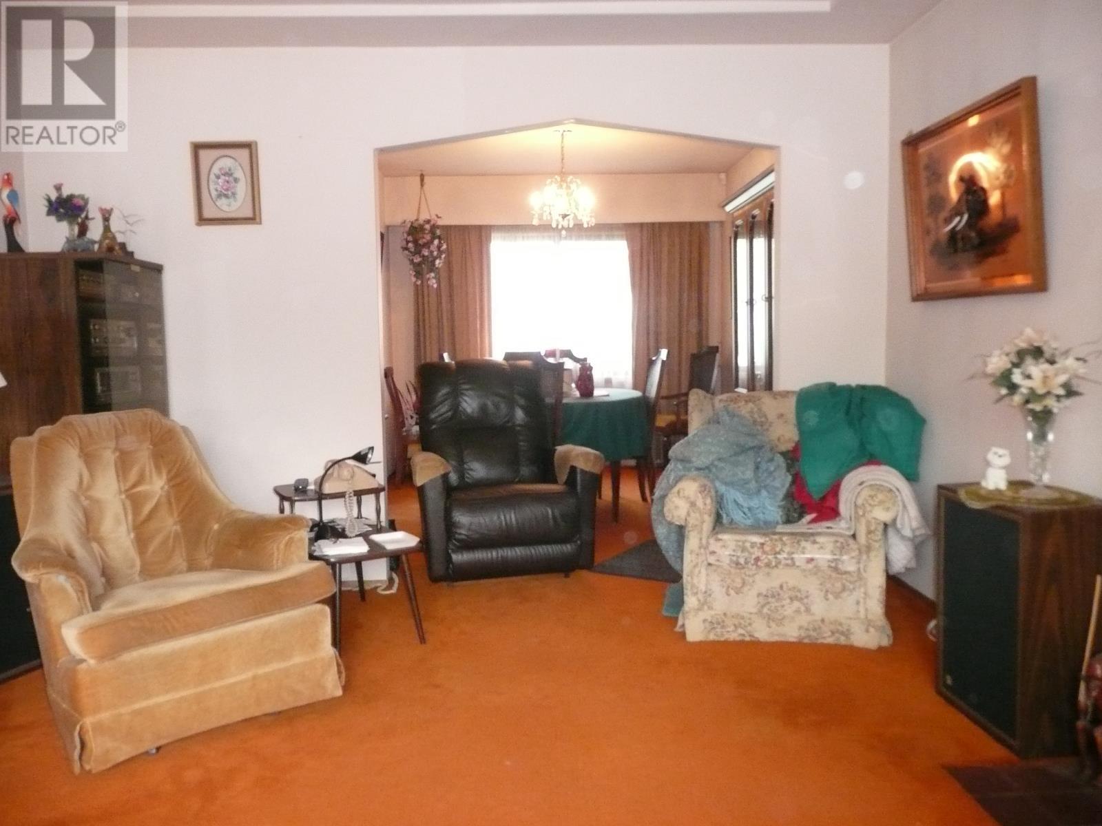 5929 Berwick Street, Burnaby, British Columbia  V5H 1V9 - Photo 6 - R2825350