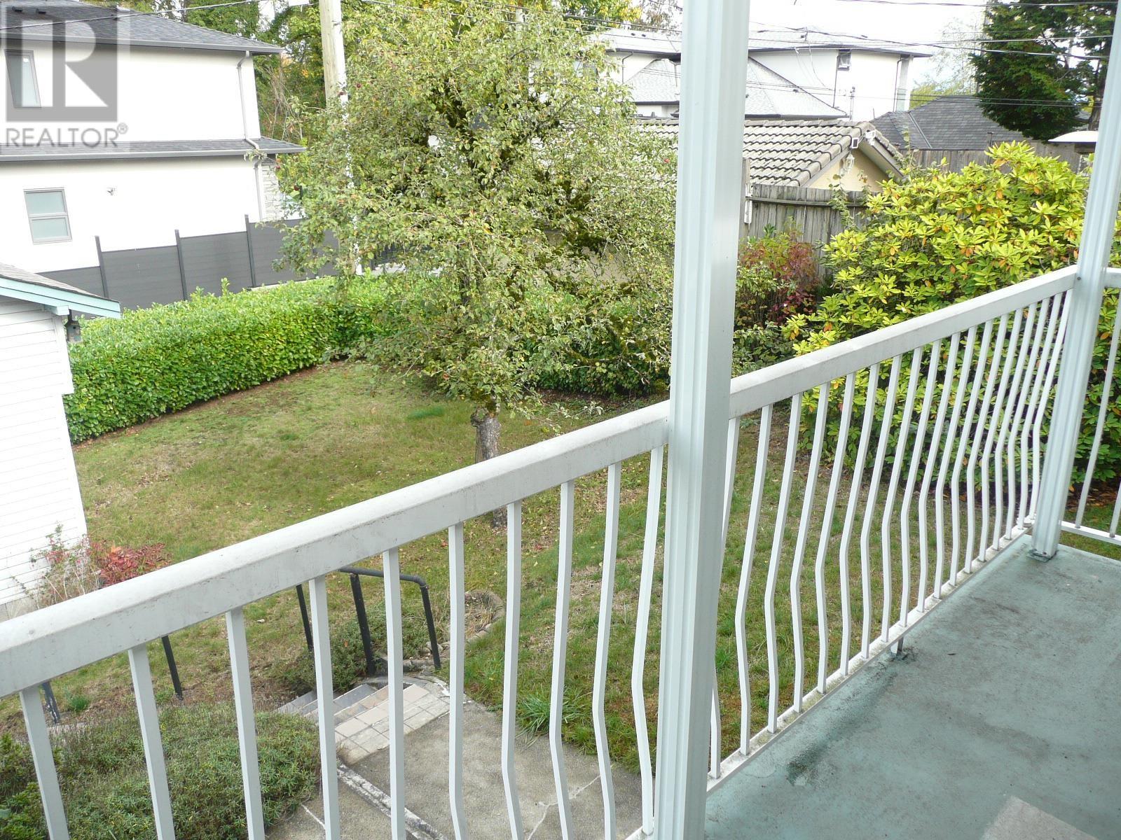 5929 Berwick Street, Burnaby, British Columbia  V5H 1V9 - Photo 22 - R2825350