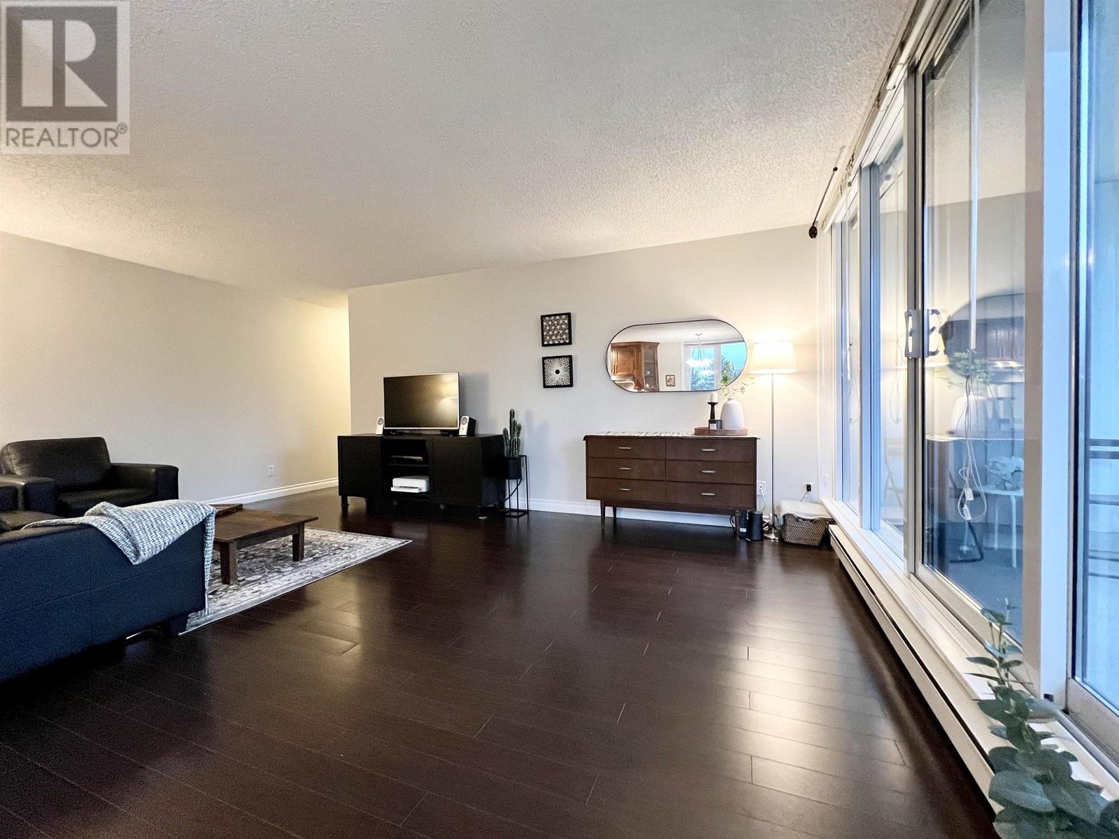 302 4160 Sardis Street, Burnaby, British Columbia  V5H 1K2 - Photo 11 - R2823418