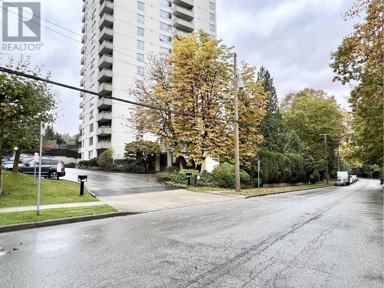 302 4160 Sardis Street, Burnaby, British Columbia  V5H 1K2 - Photo 2 - R2823418