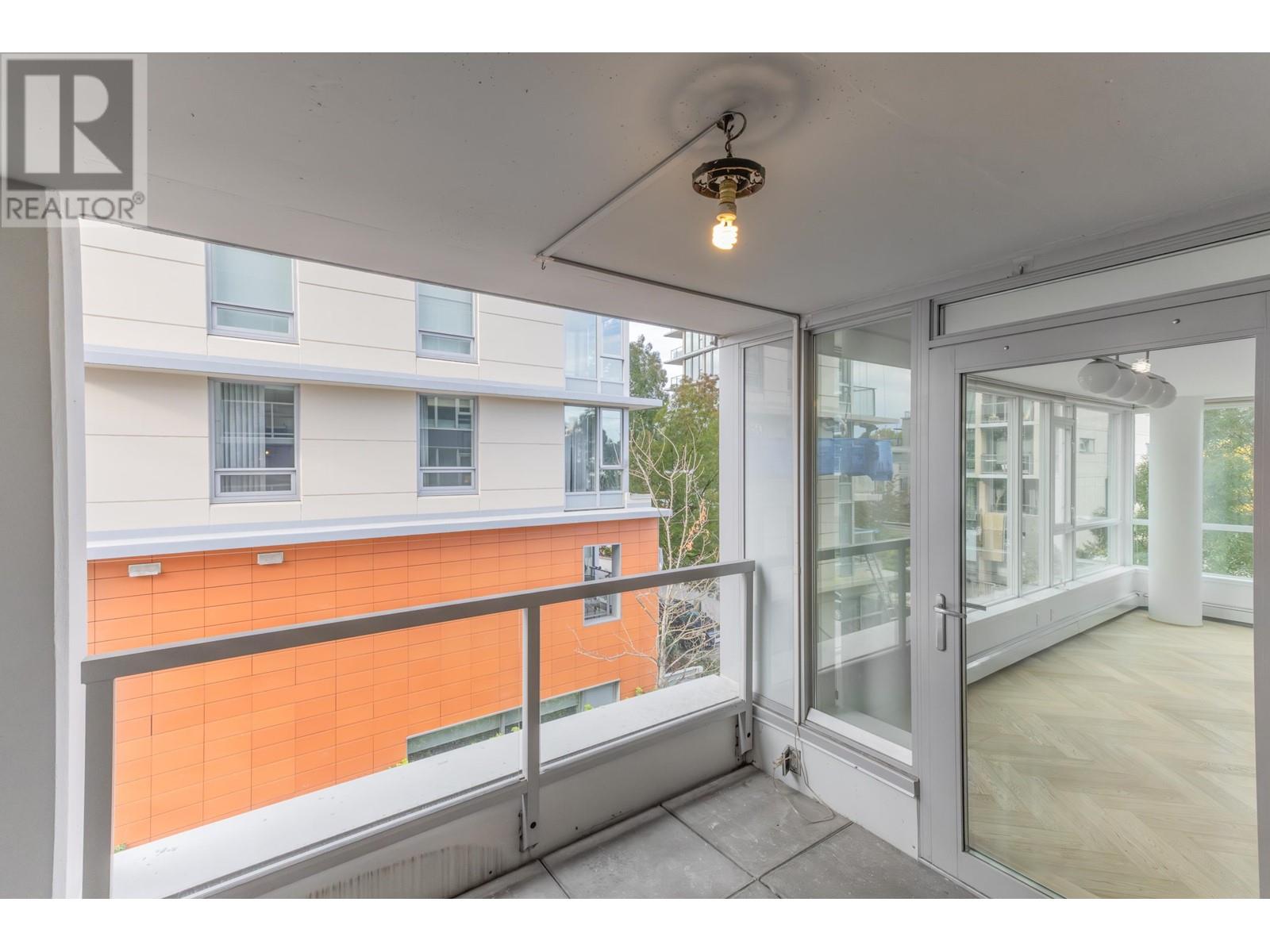 303 1887 Crowe Street, Vancouver, British Columbia  V5Y 0B4 - Photo 15 - R2825298