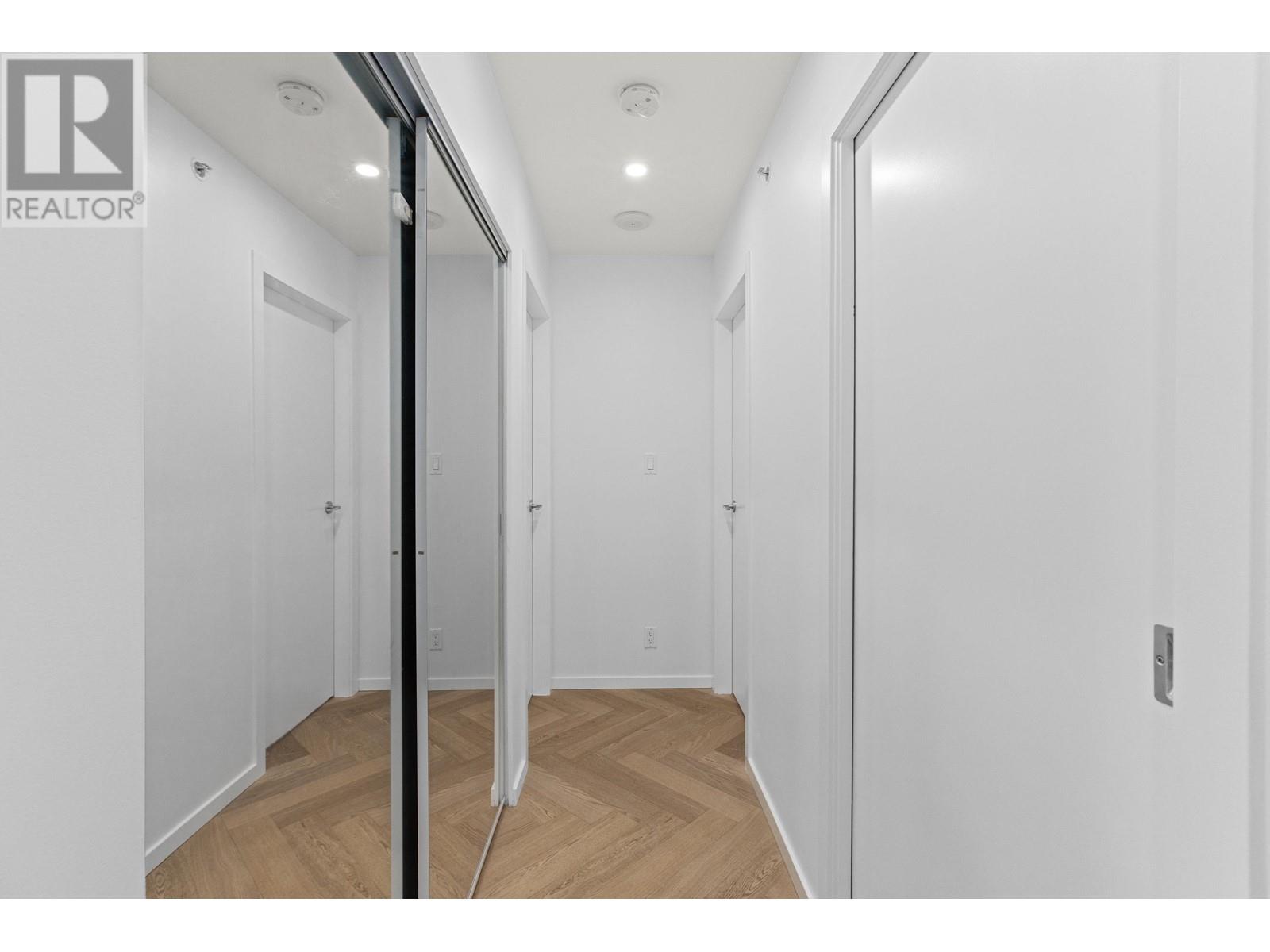 303 1887 Crowe Street, Vancouver, British Columbia  V5Y 0B4 - Photo 25 - R2825298