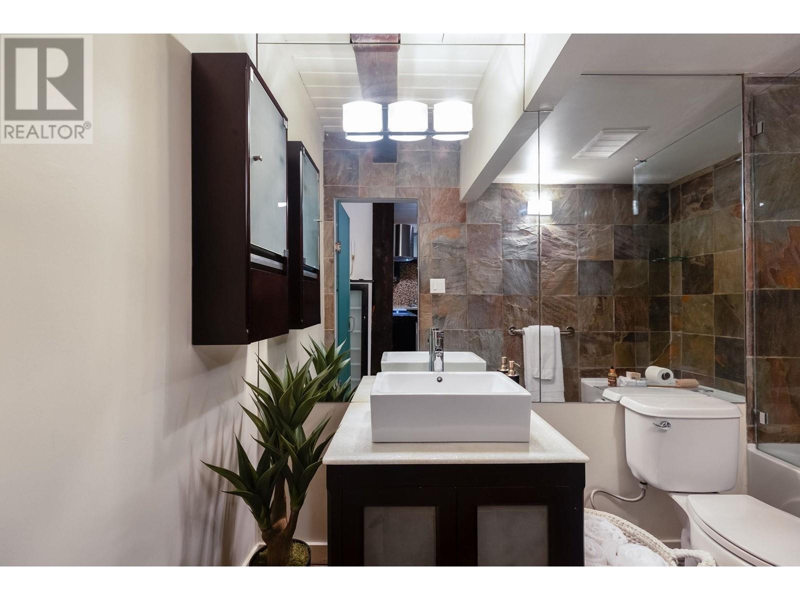 105 1655 Nelson Street, Vancouver, British Columbia  V6G 1M4 - Photo 15 - R2825809