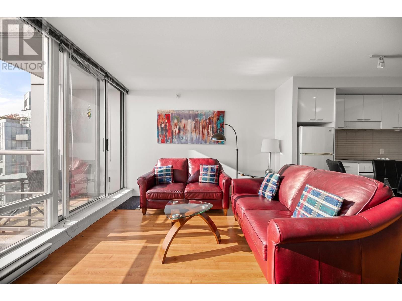 2903 131 Regiment Square, Vancouver, British Columbia  V6B 1X6 - Photo 3 - R2825821