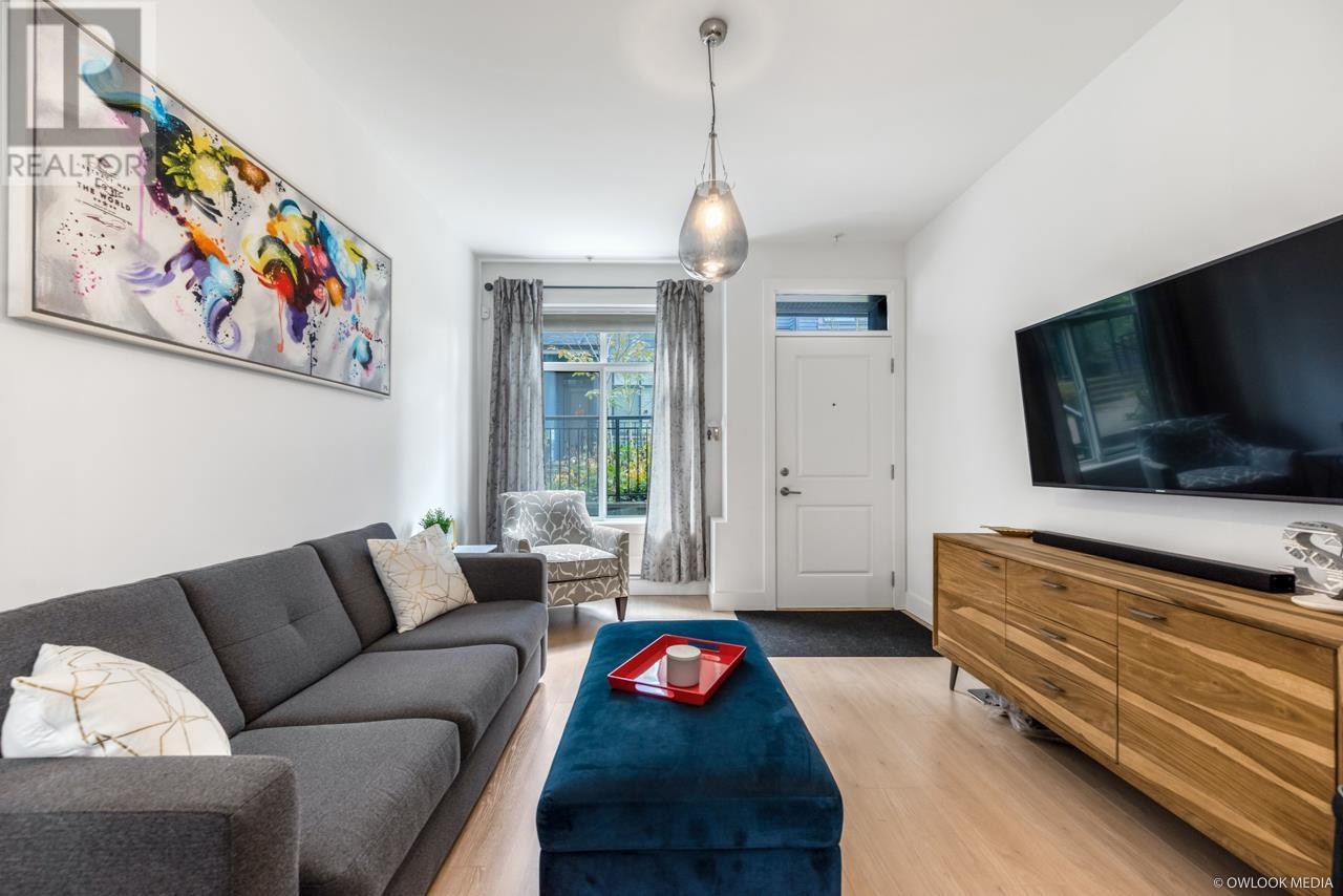 10 5809 Wales Street, Vancouver, British Columbia  V5R 0E6 - Photo 3 - R2825824