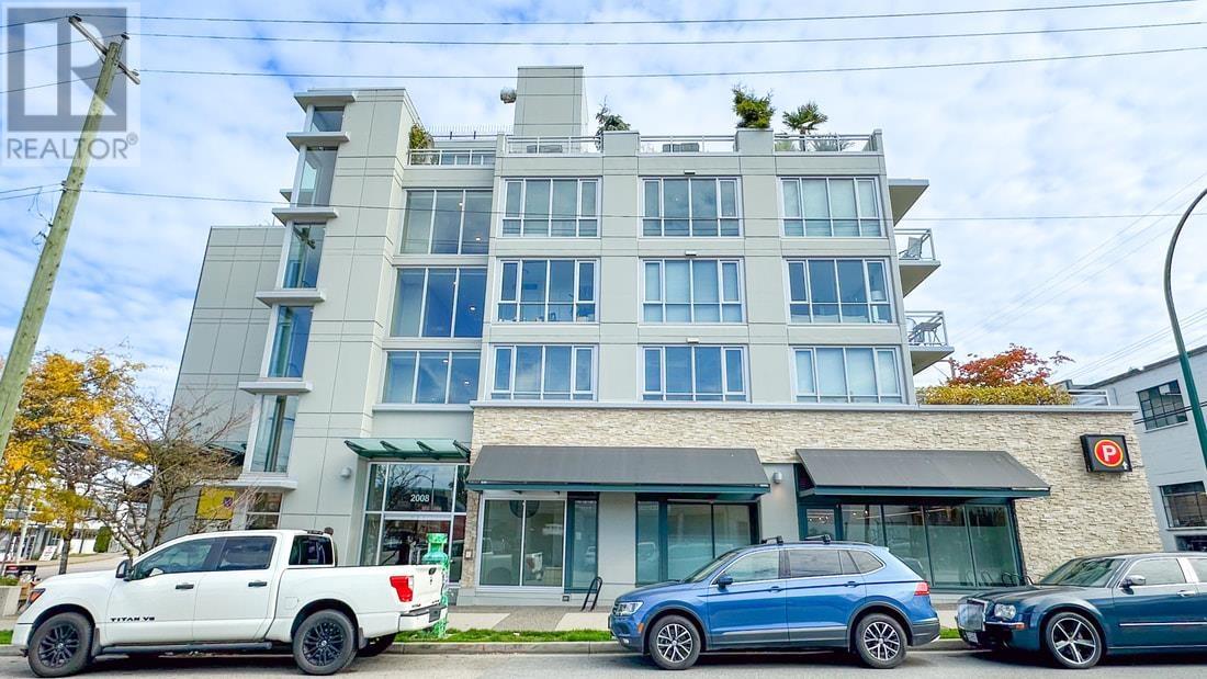 222 2008 PINE STREET, vancouver, British Columbia