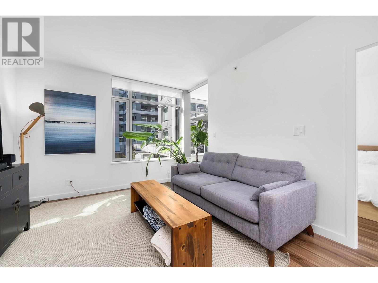 315 1661 Quebec Street, Vancouver, British Columbia  V6A 0H2 - Photo 2 - R2825862