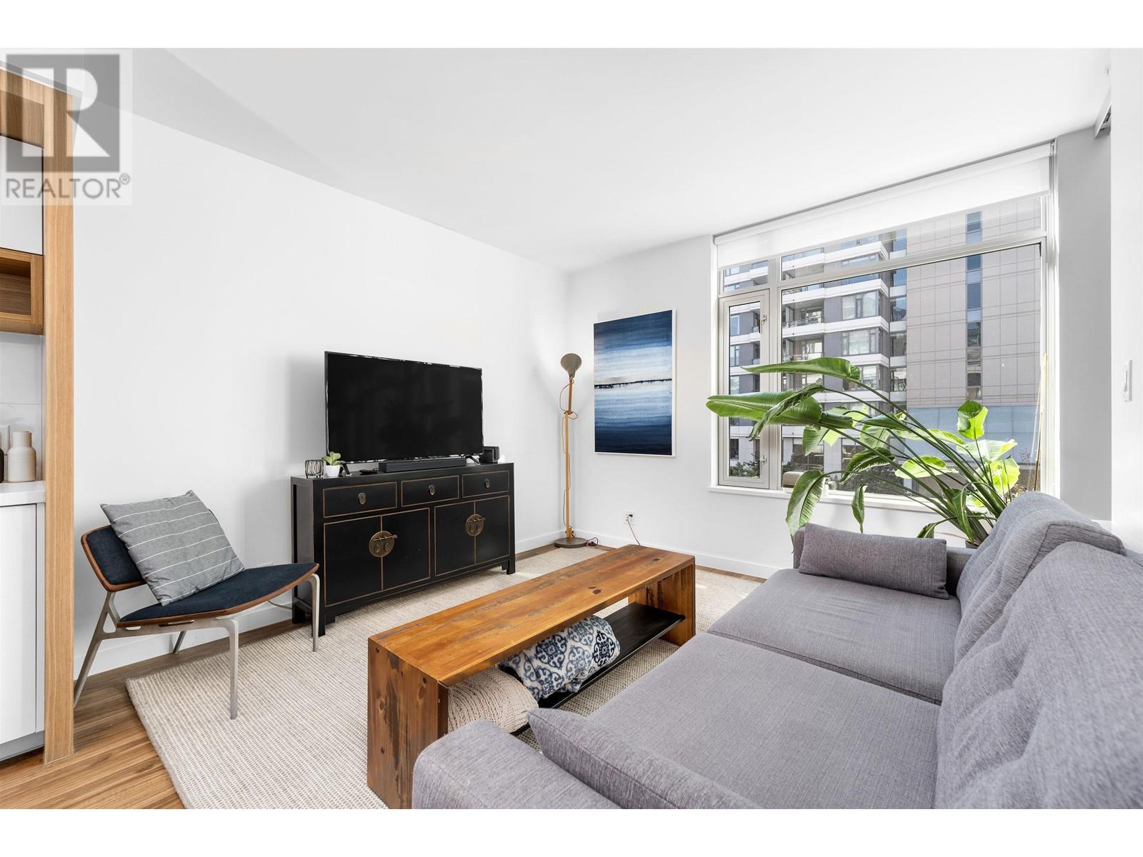 315 1661 Quebec Street, Vancouver, British Columbia  V6A 0H2 - Photo 3 - R2825862