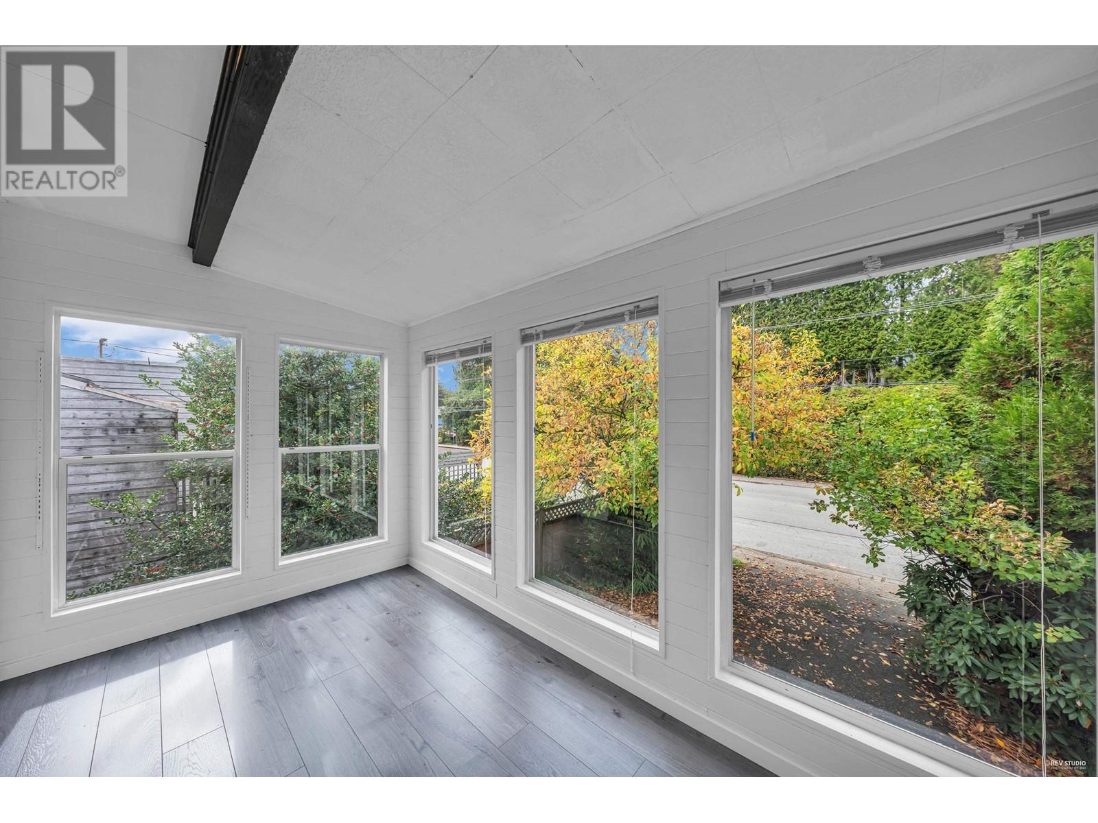 2106 Mountain Highway, North Vancouver, British Columbia  V7J 2M9 - Photo 11 - R2825838