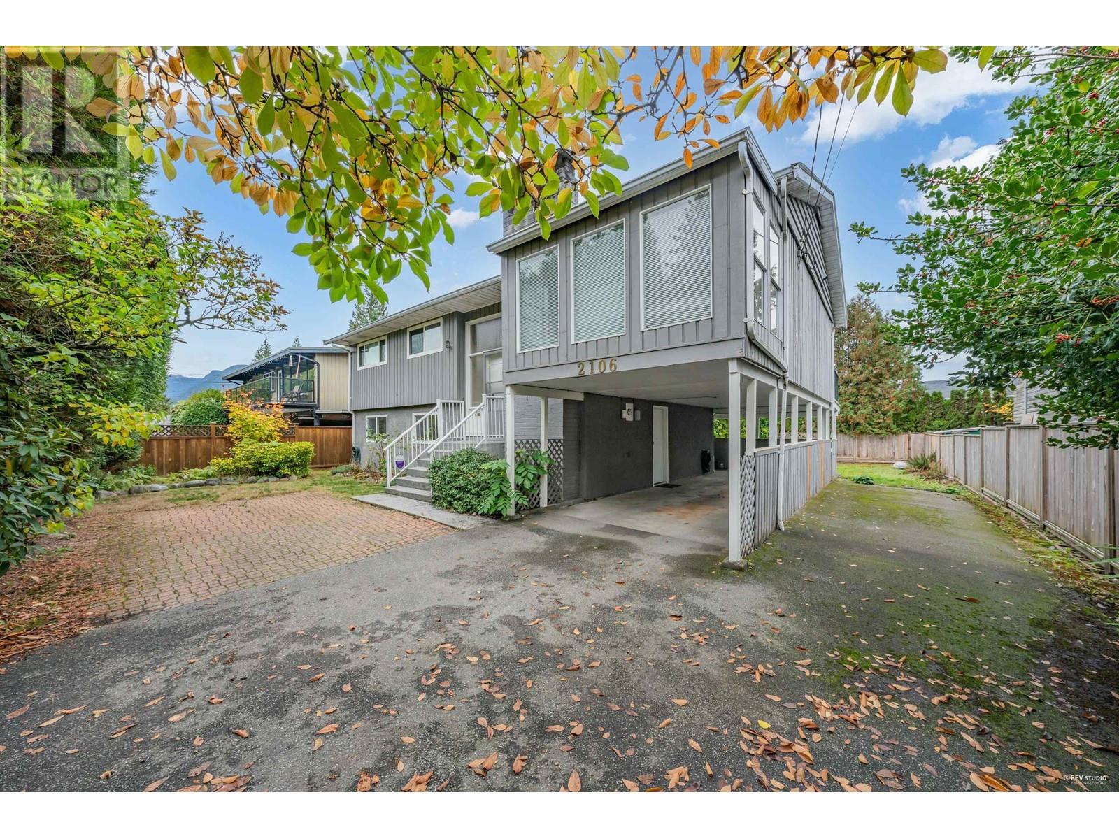 2106 Mountain Highway, North Vancouver, British Columbia  V7J 2M9 - Photo 2 - R2825838