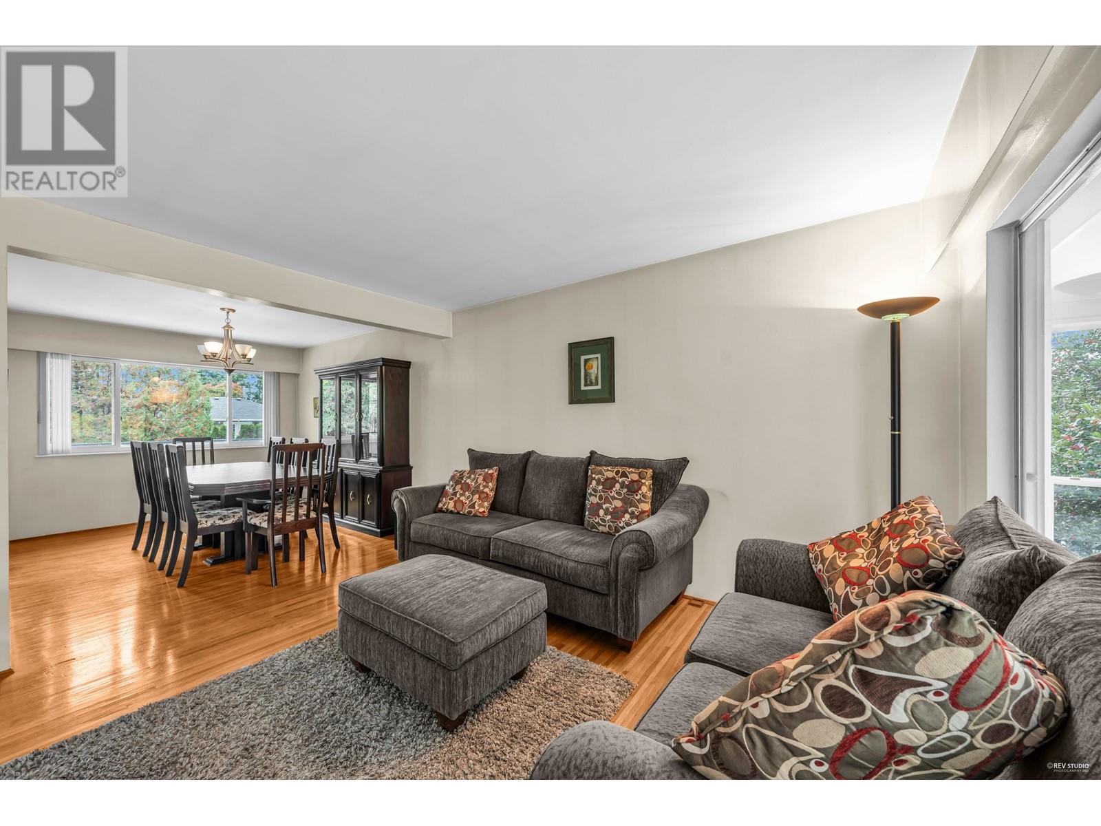 2106 Mountain Highway, North Vancouver, British Columbia  V7J 2M9 - Photo 6 - R2825838